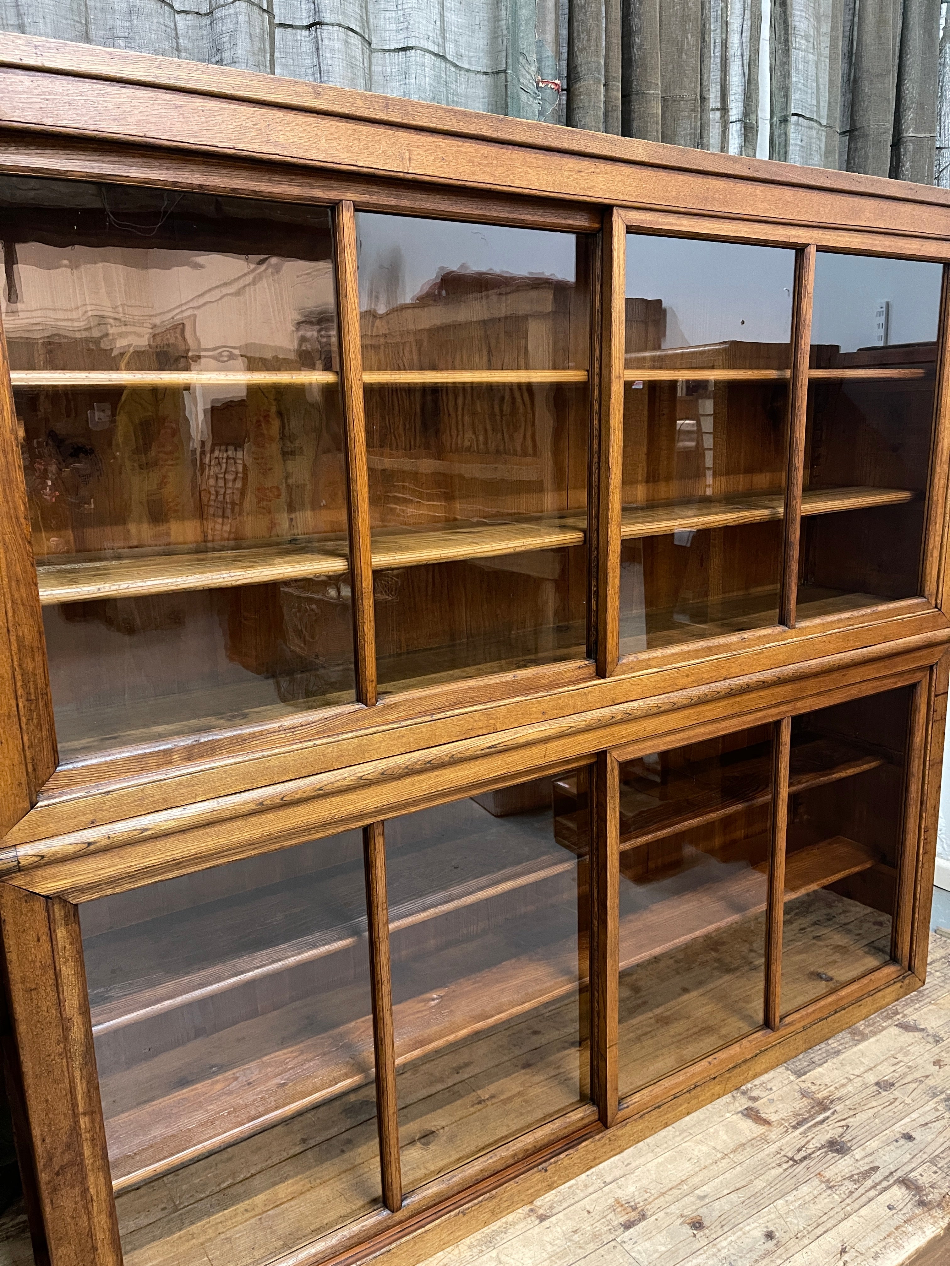 Japanese Showcase - Oak | Taisho