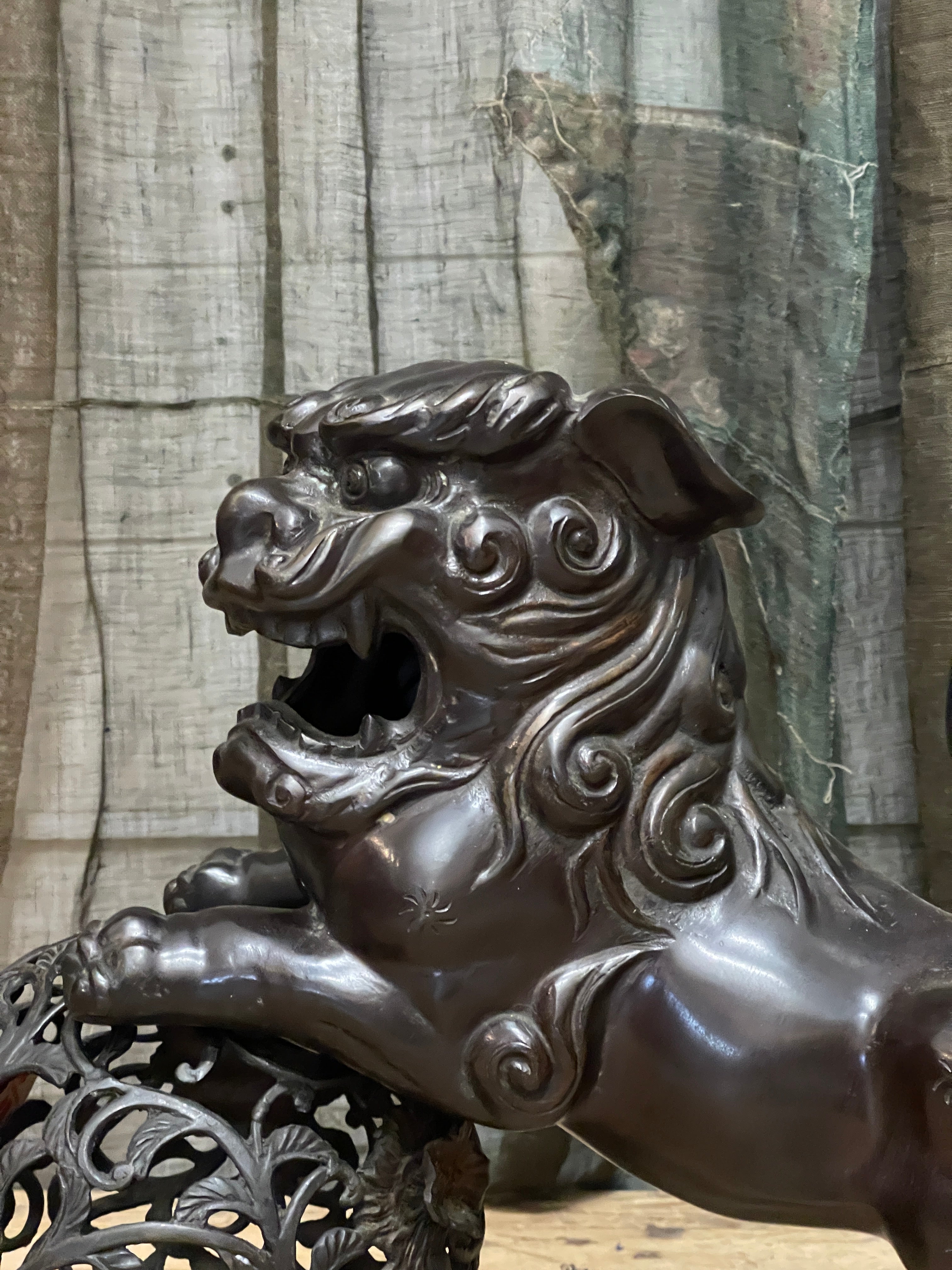 Vintage Japanese Shi Shi Statue - Bronze | Showa, Midcentury