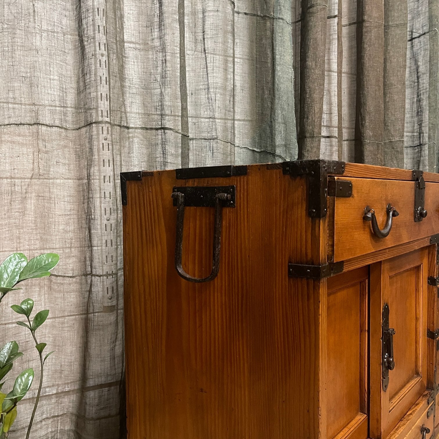 Japanese Choba Dansu, Merchant’s Chest – Cedar & Cypress | Meiji c.1890