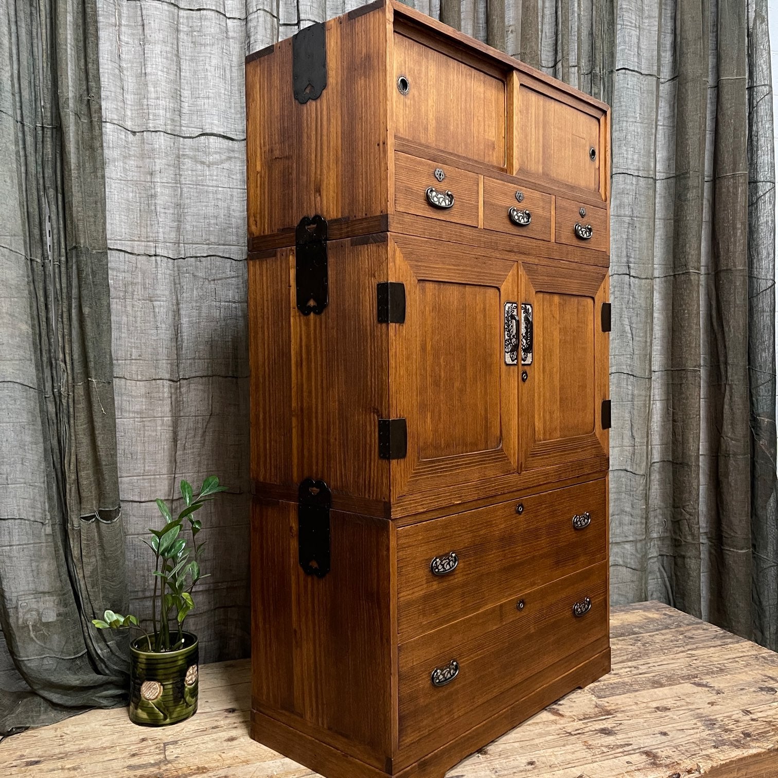 Japanese Kimono Chest of Drawers - Paulownia | Midcentury