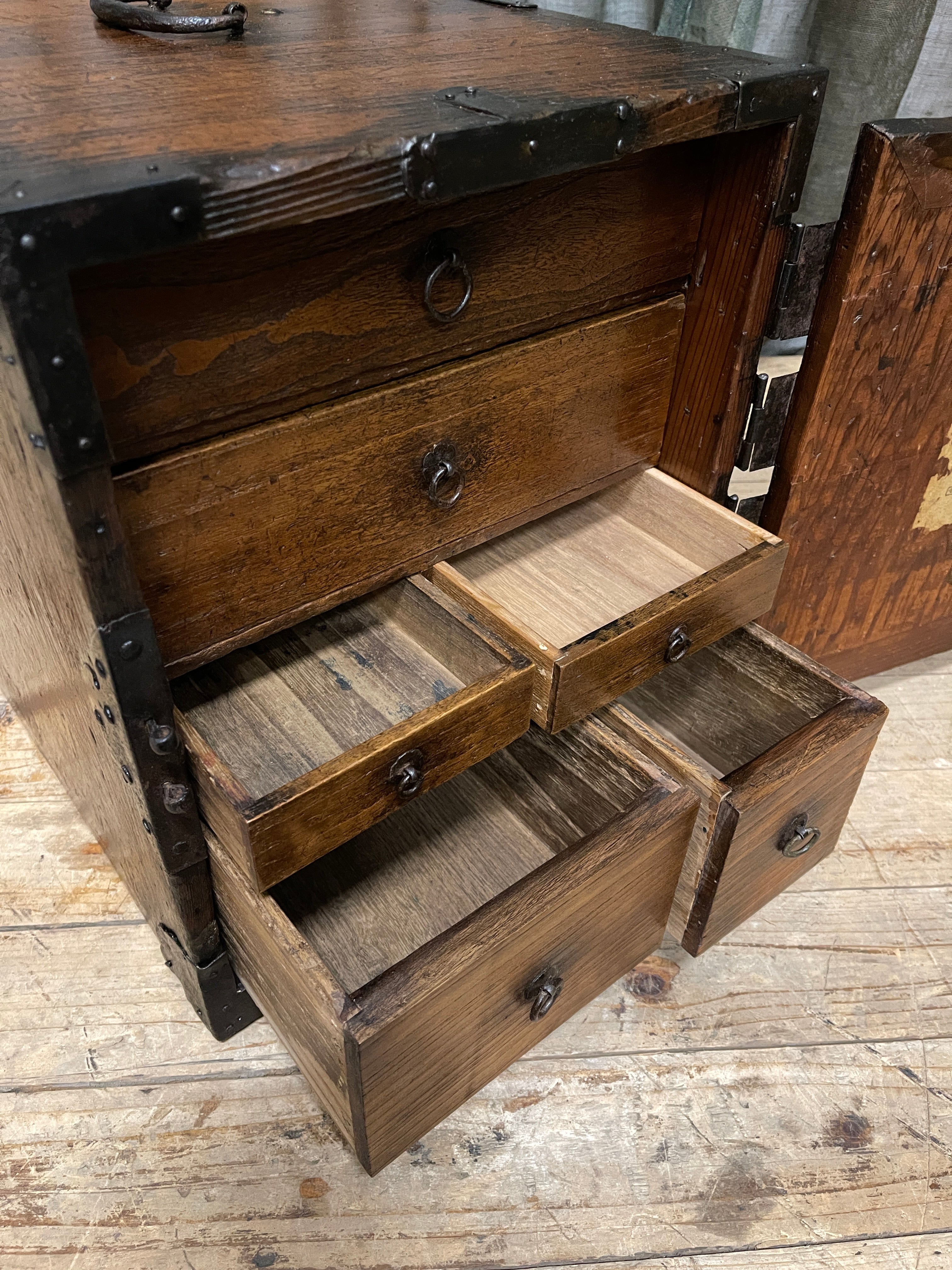 Funa Dansu, Japanese Ship's Chest - Cedar & Paulownia | Edo