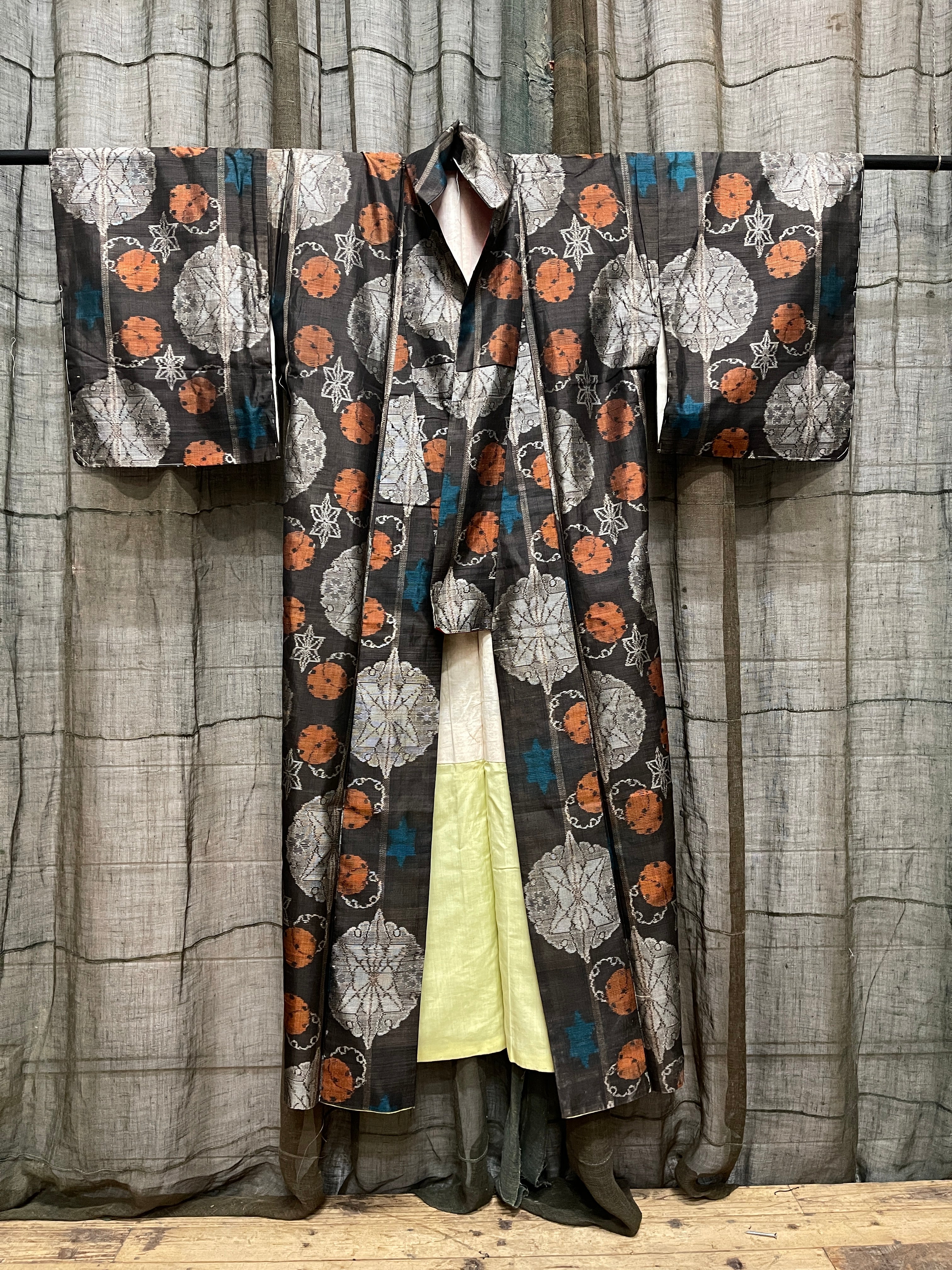 Vintage Japanese Tsumugi Silk Kimono |Geometric Pattern