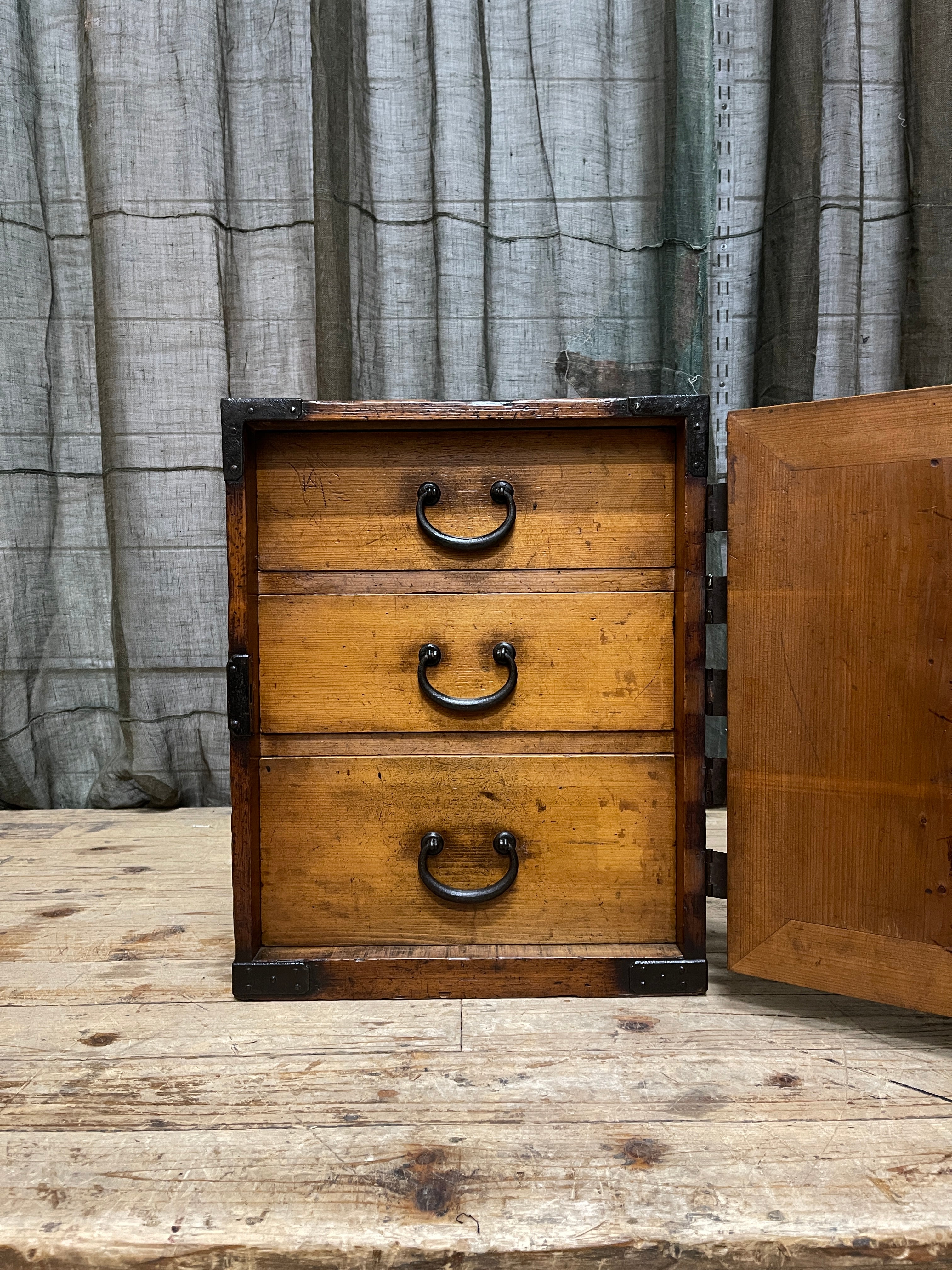 Funa Dansu, Japanese Ships Chest - Cypress | Meiji