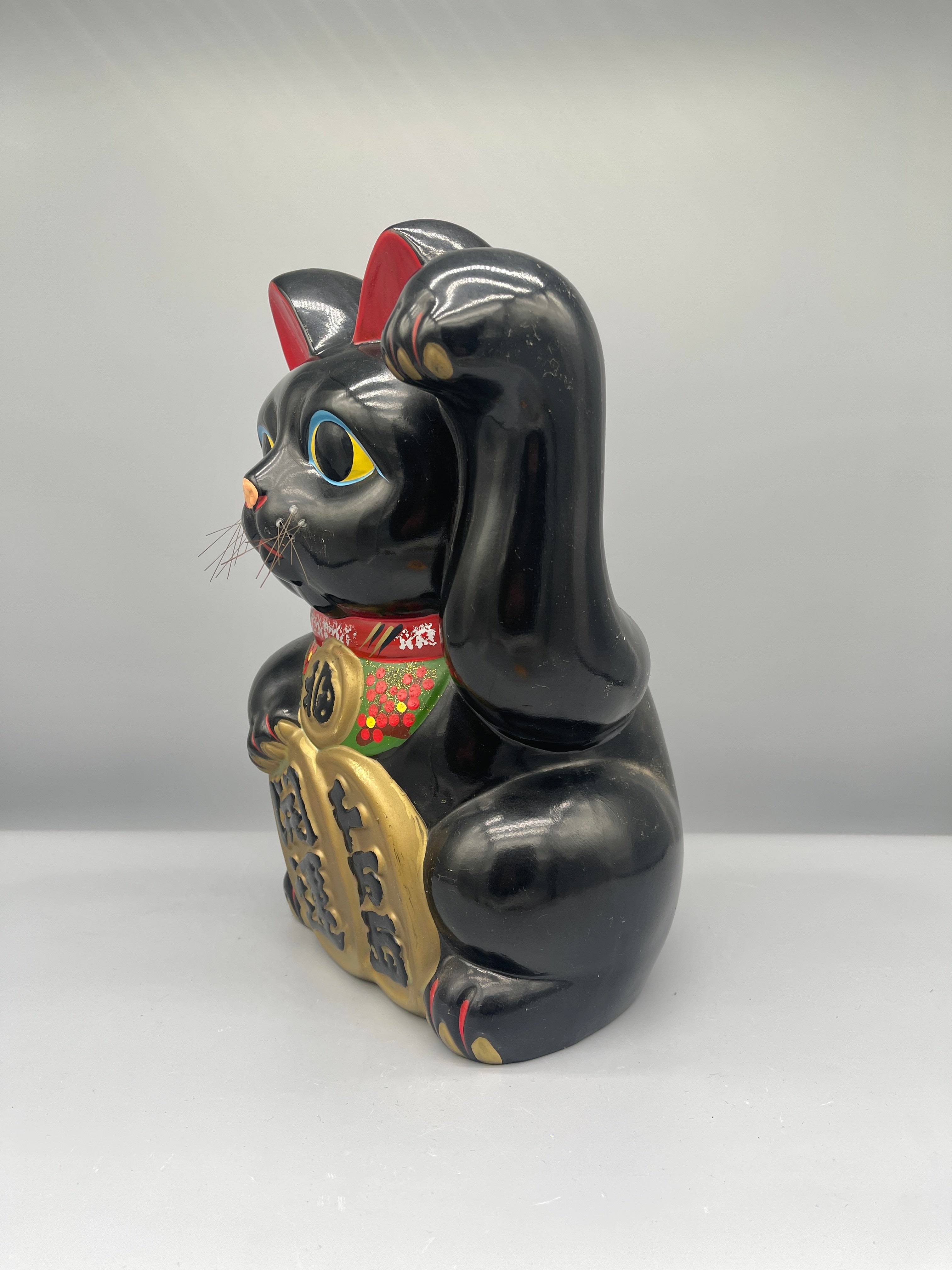 Vintage Japanese Black Ceramic Maneki Neko | c.1970