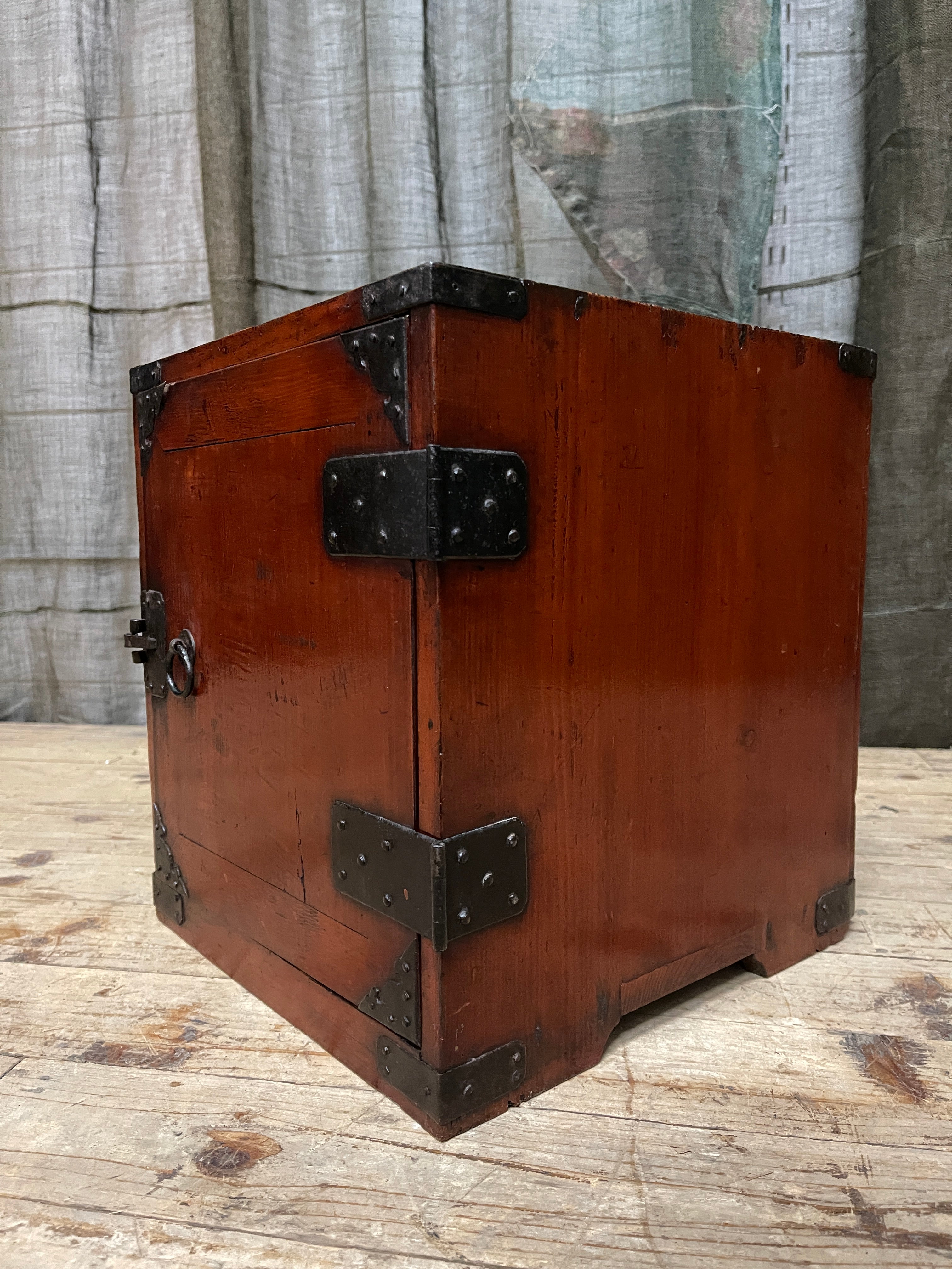 Funa Dansu, Japanese Ships Chest - Cypress | Meiji