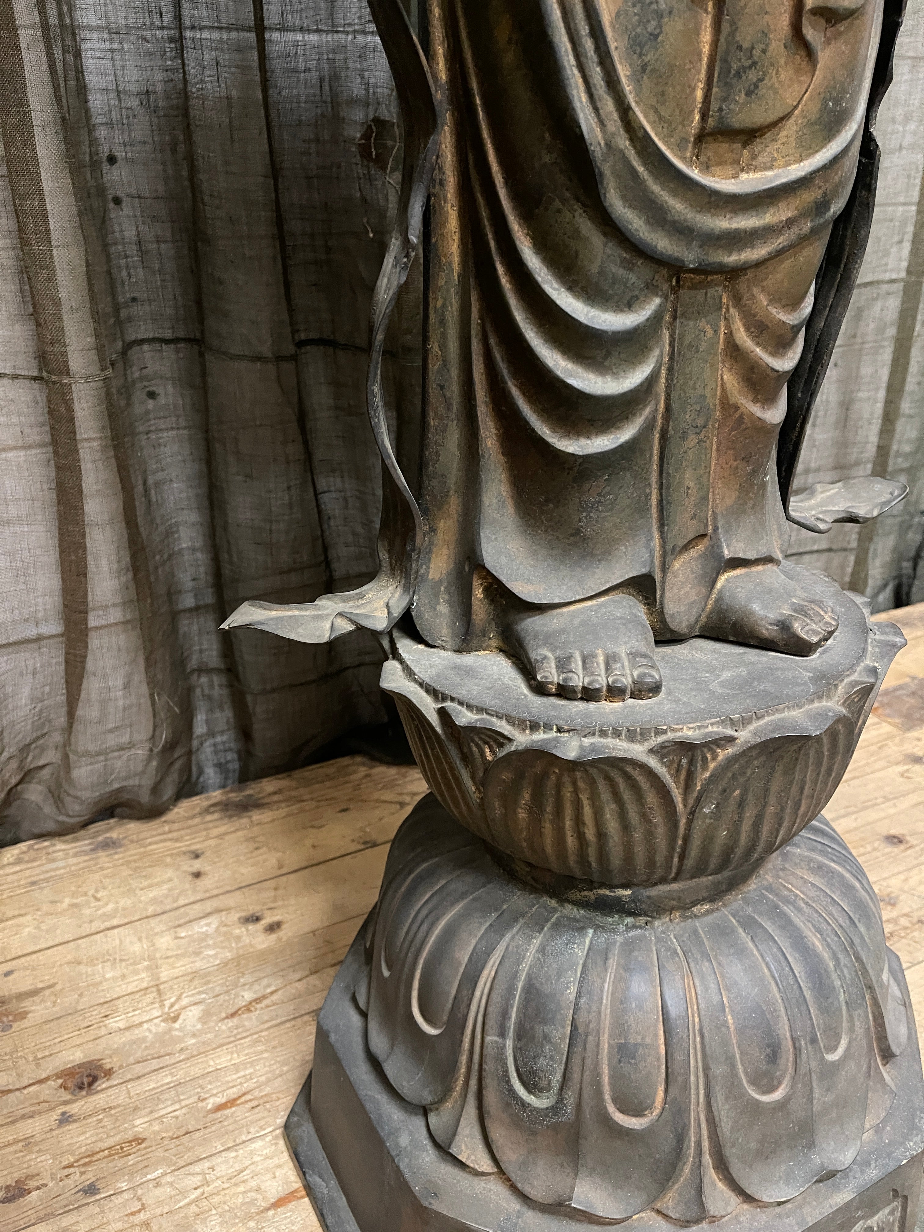 Vintage Japanese Kannon-Bosatsu Statue - Bronze | Mid-Century