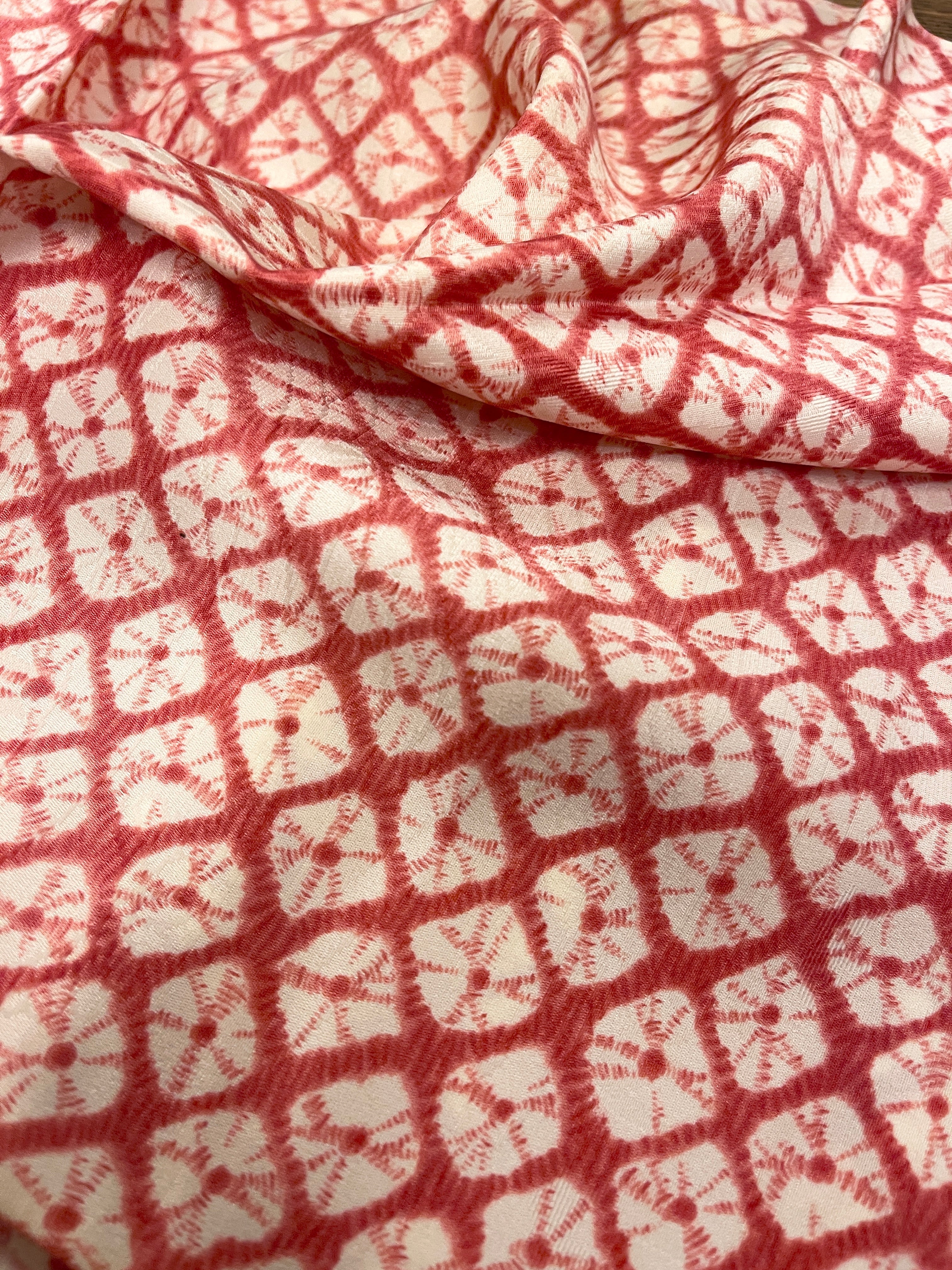 Japanese Silk Fabric, White & Pink Shibori Kanoko Pattern
