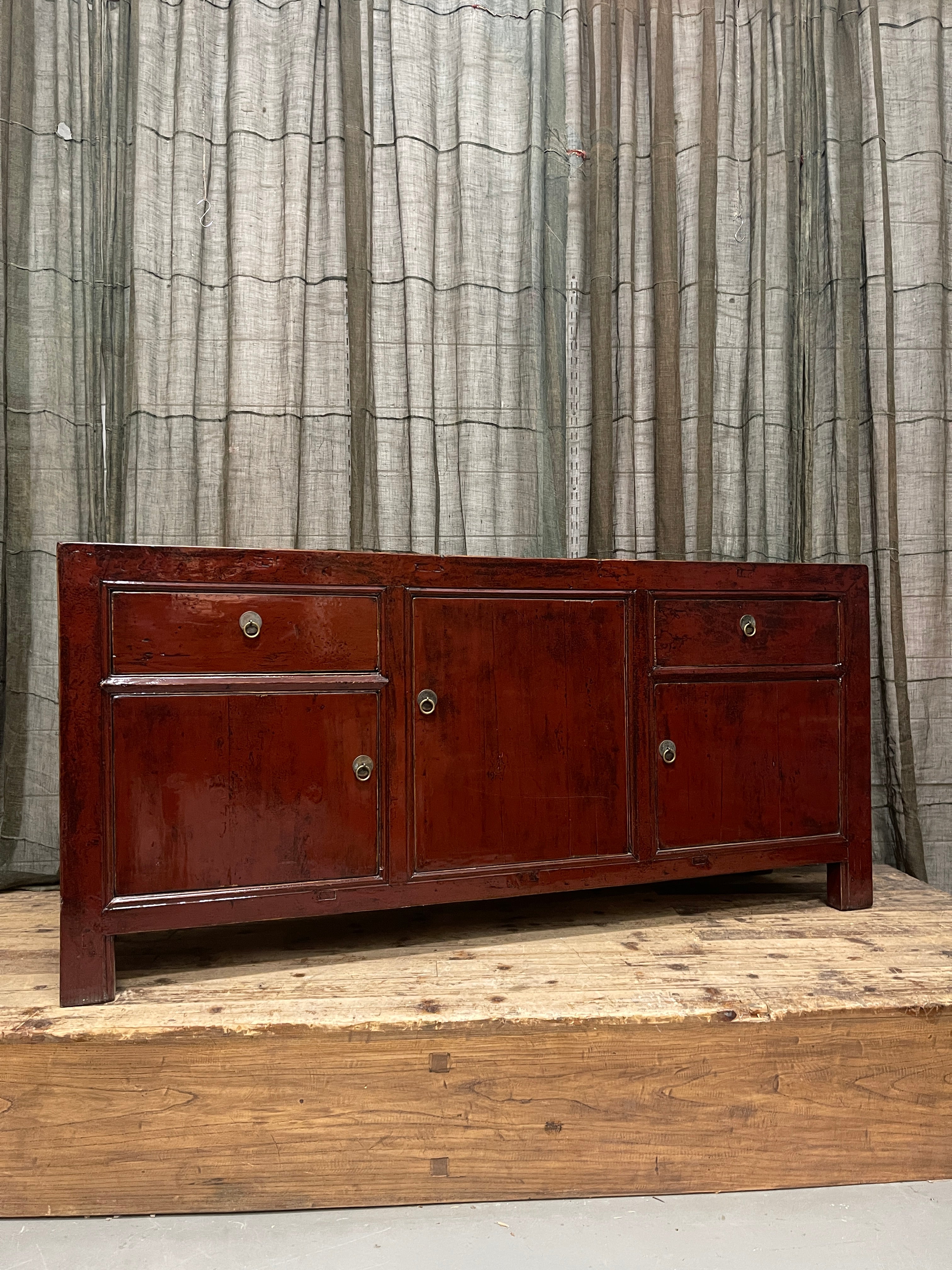 Antique Chinese Red Lacquered Sideboard - Early 20th Century