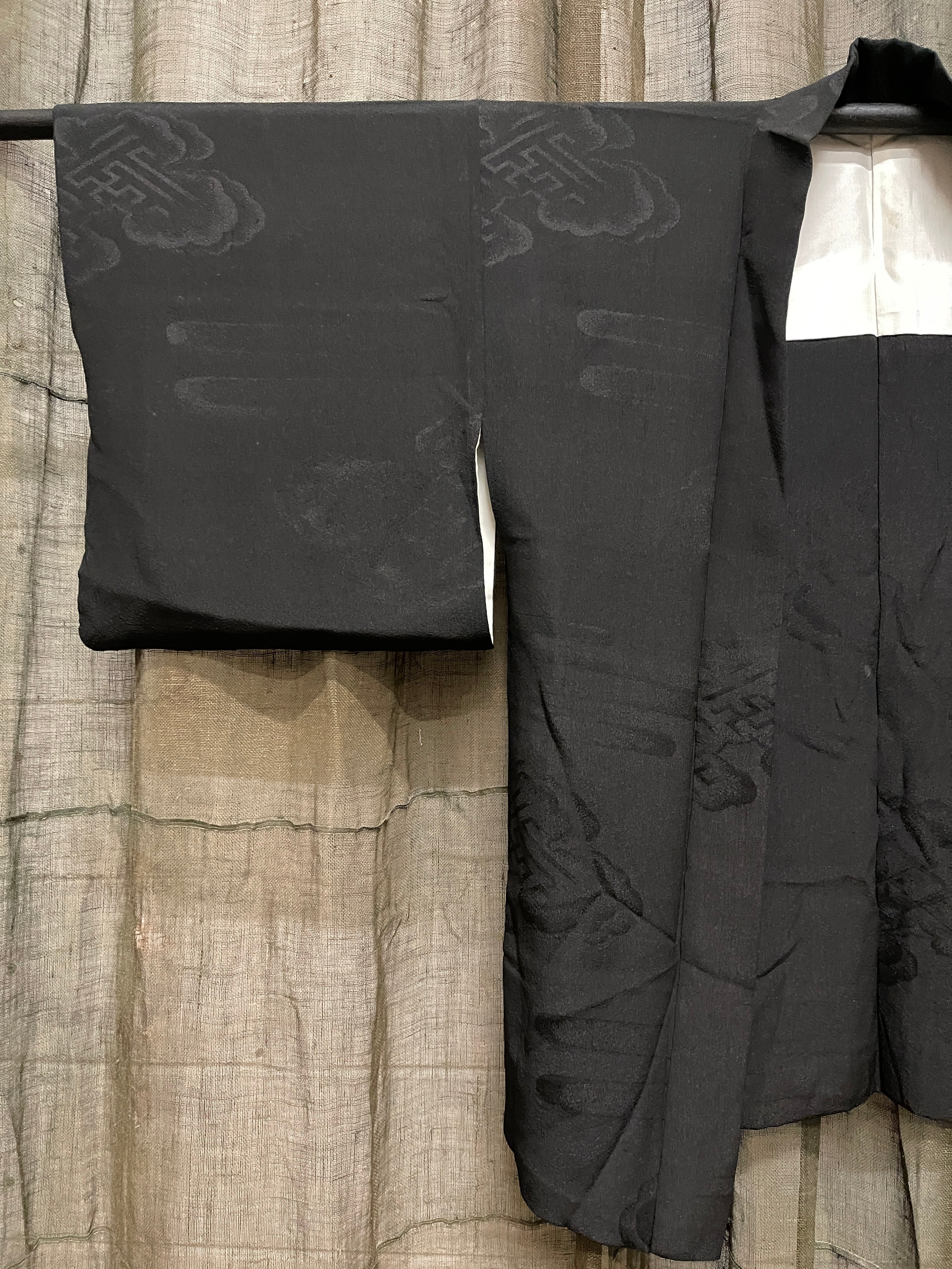 Japanese Haori-Kimono Silk Jacket - Plain Black