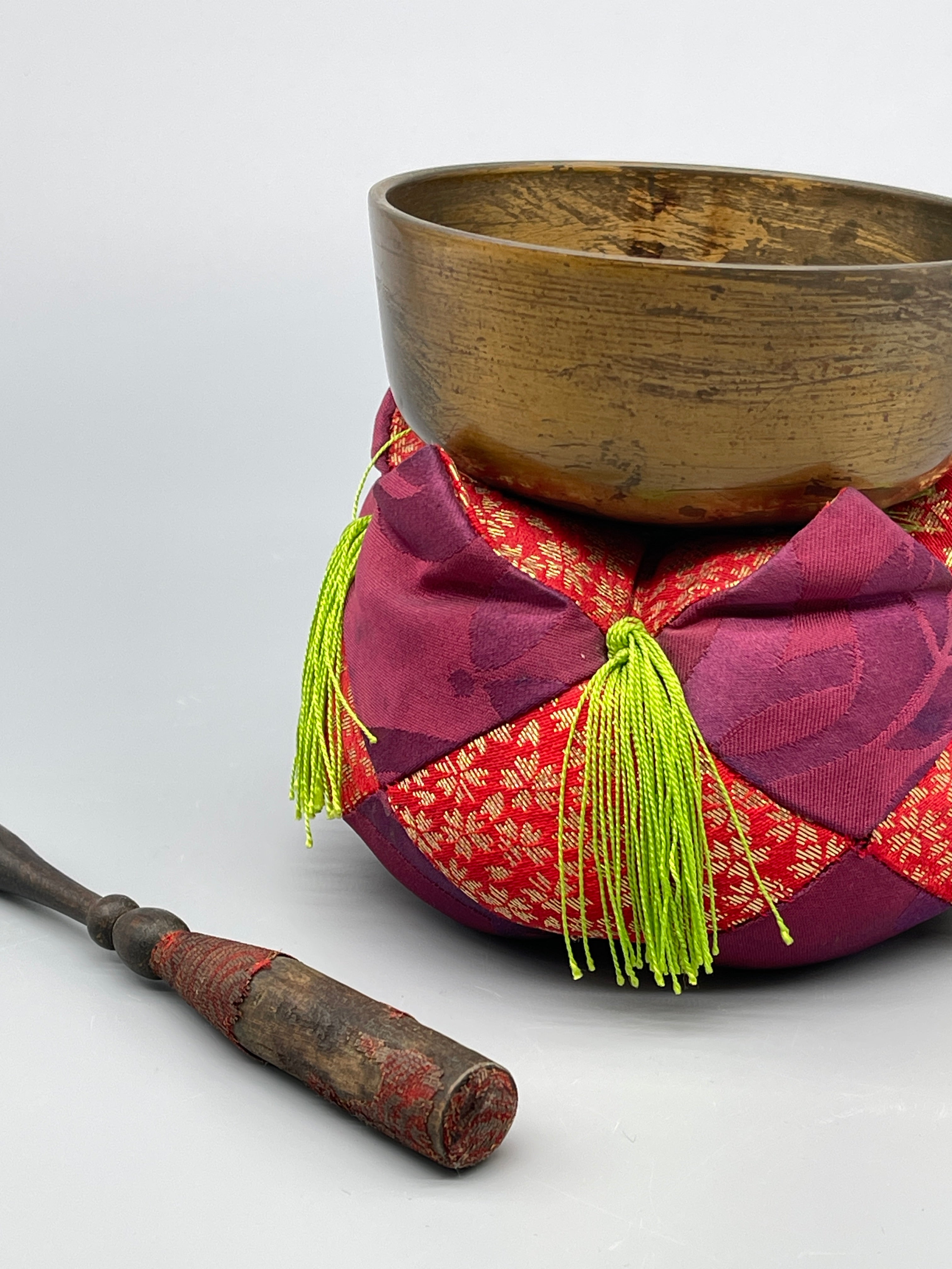 Small Vintage Japanese Orin, Singing Bowl