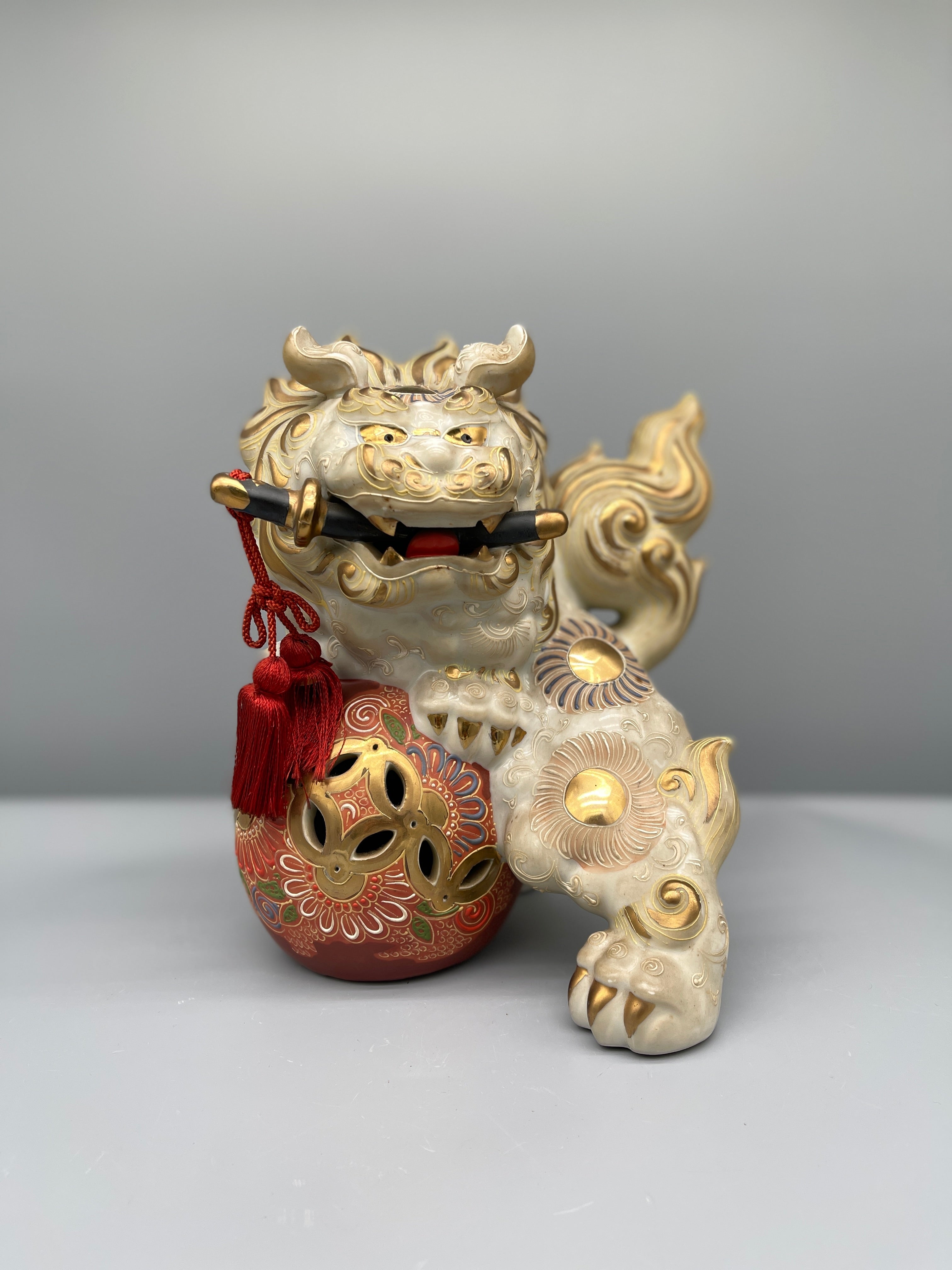 Vintage Japanese Kutani Porcelain Shi-Shi | c.1970