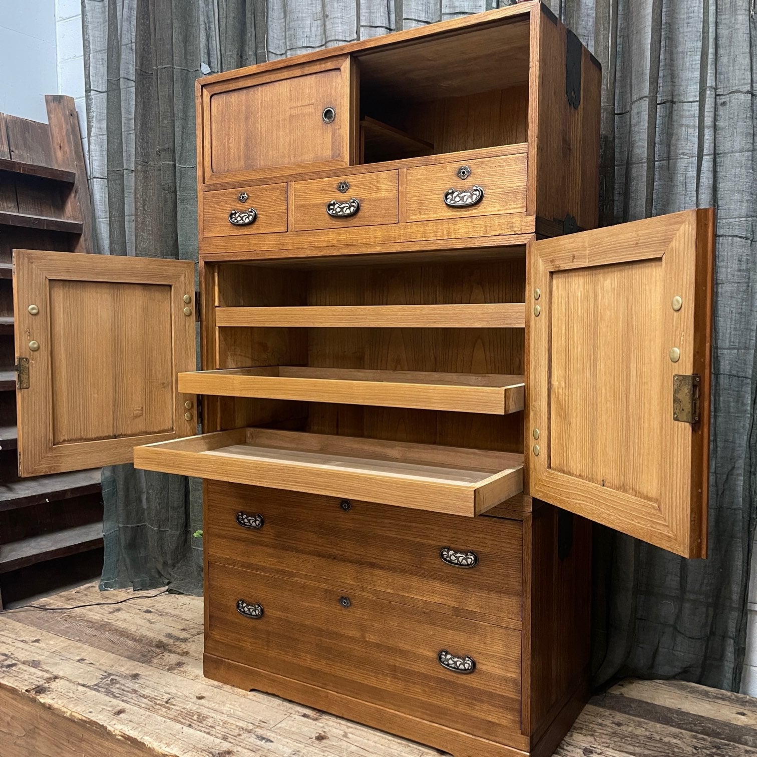 Japanese Kimono Chest of Drawers - Paulownia | Midcentury