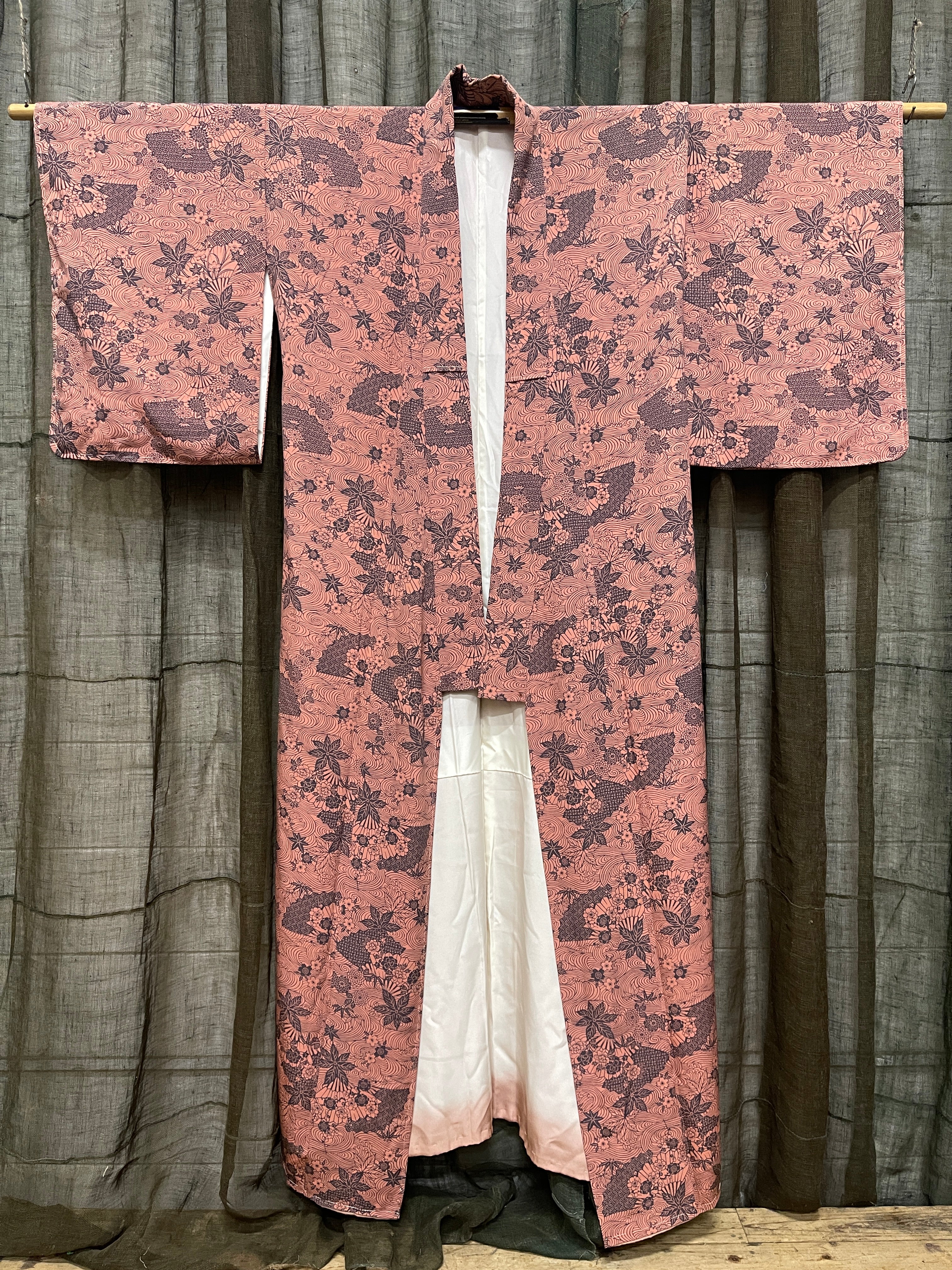Vintage Japanese Silk Kimono | Flower & Swirl Pattern
