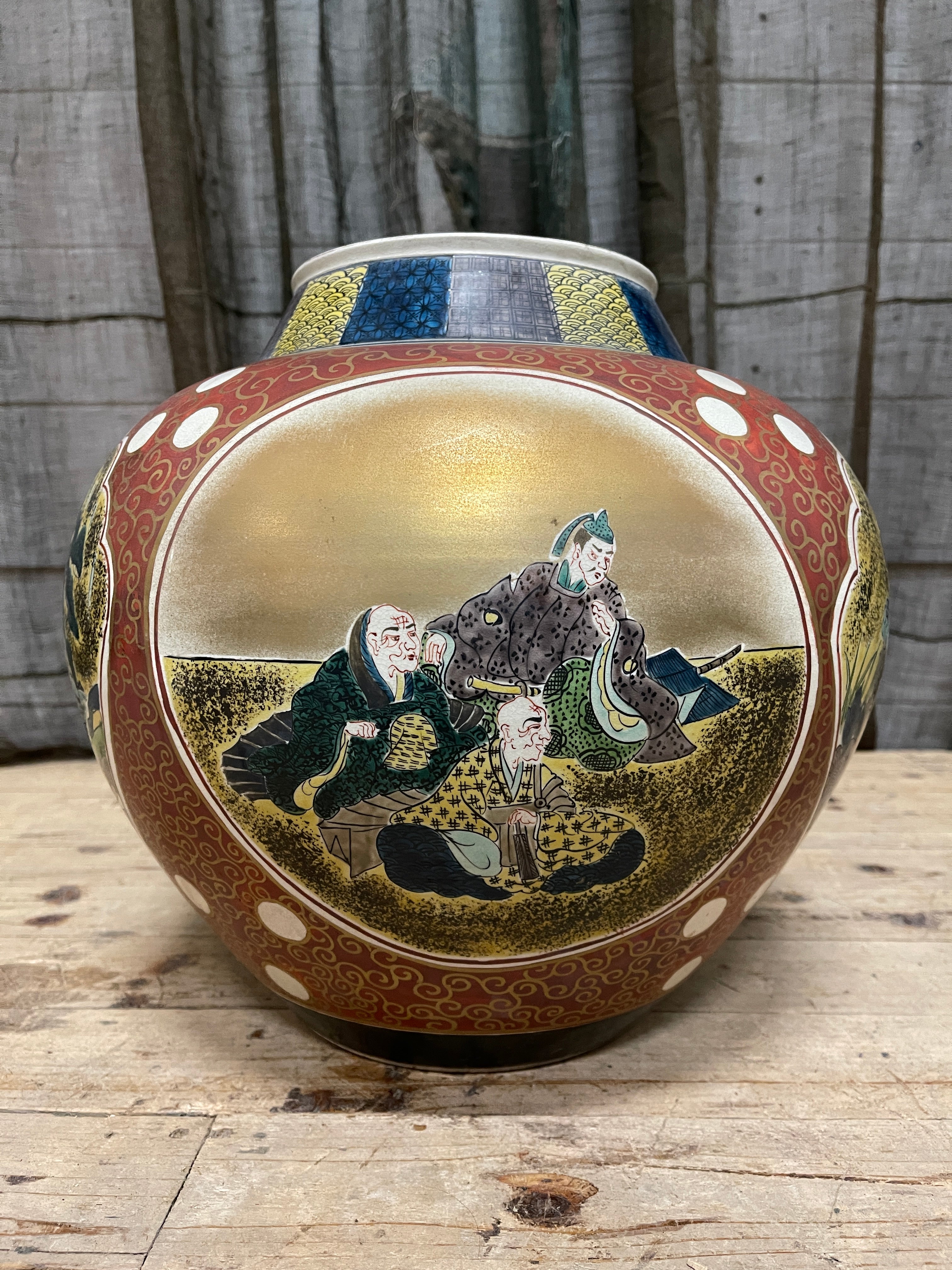 Large Vintage Japanese Kutani Porcelain Vase