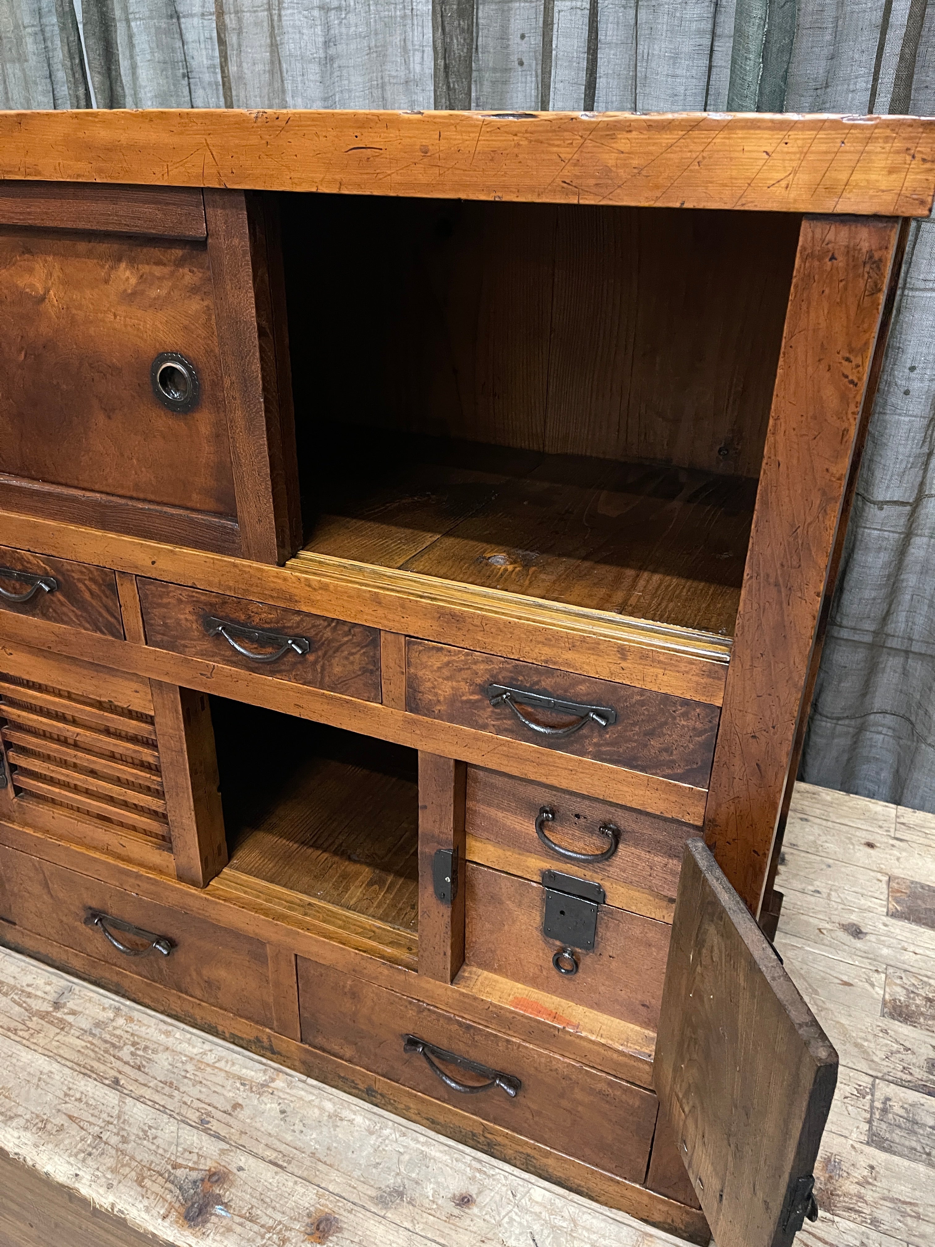 Japanese Choba Dansu, Merchant’s Chest – Cypress & Cedar & Elm | Edo