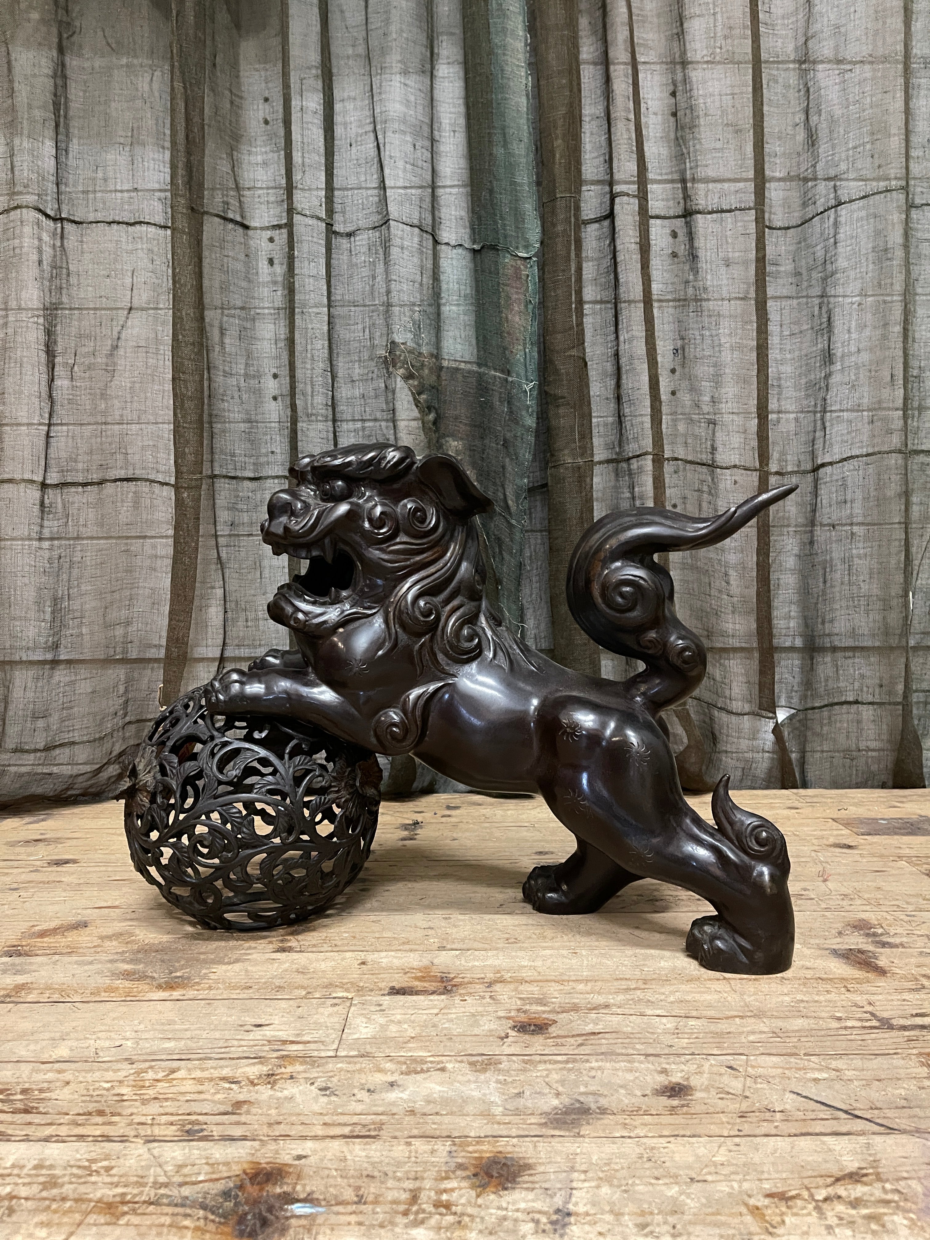 Vintage Japanese Shi Shi Statue - Bronze | Showa, Midcentury