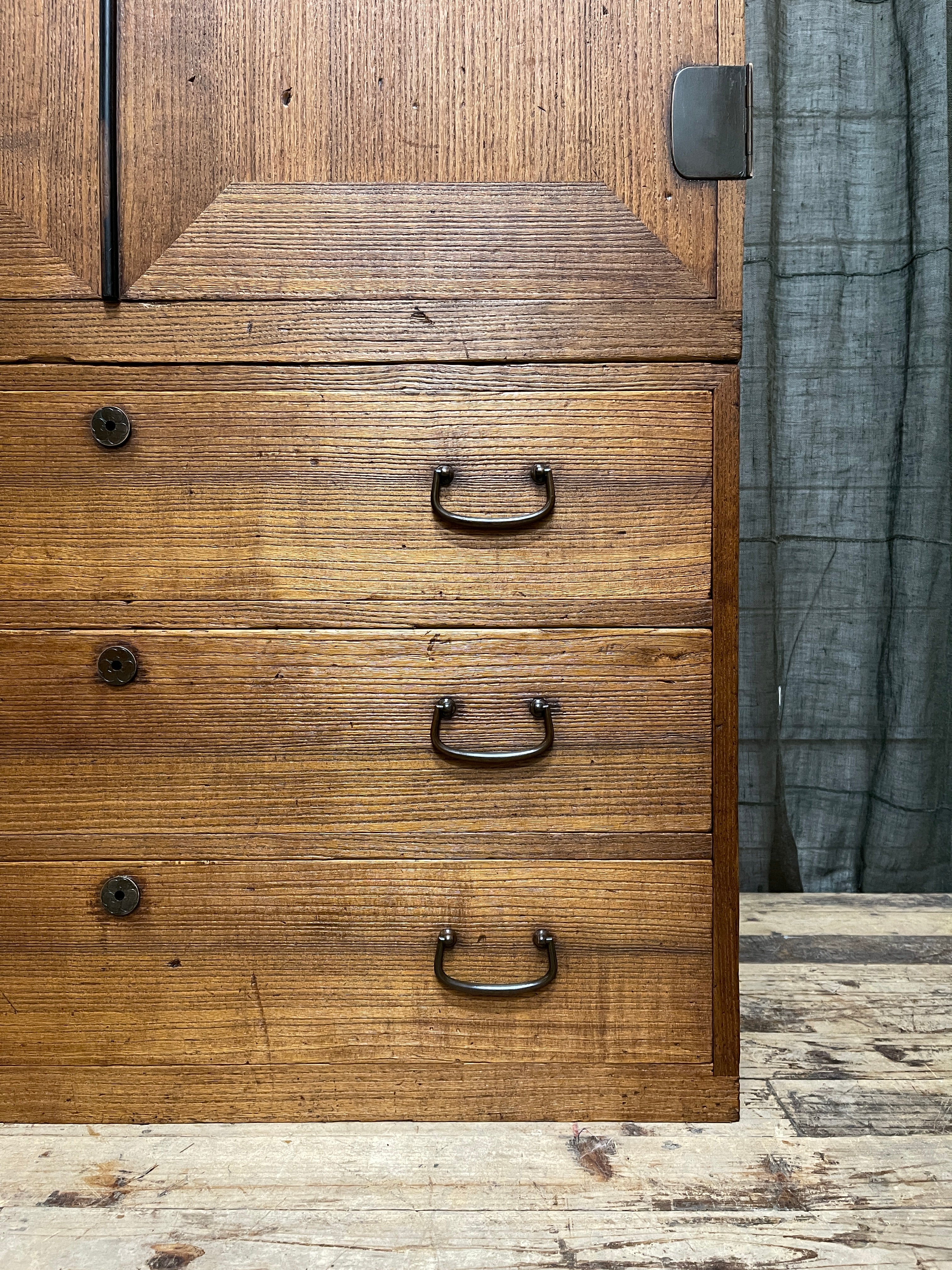 Vintage Japanese Kimono Storage Chest - Paulownia | Showa, Mid 20th Century