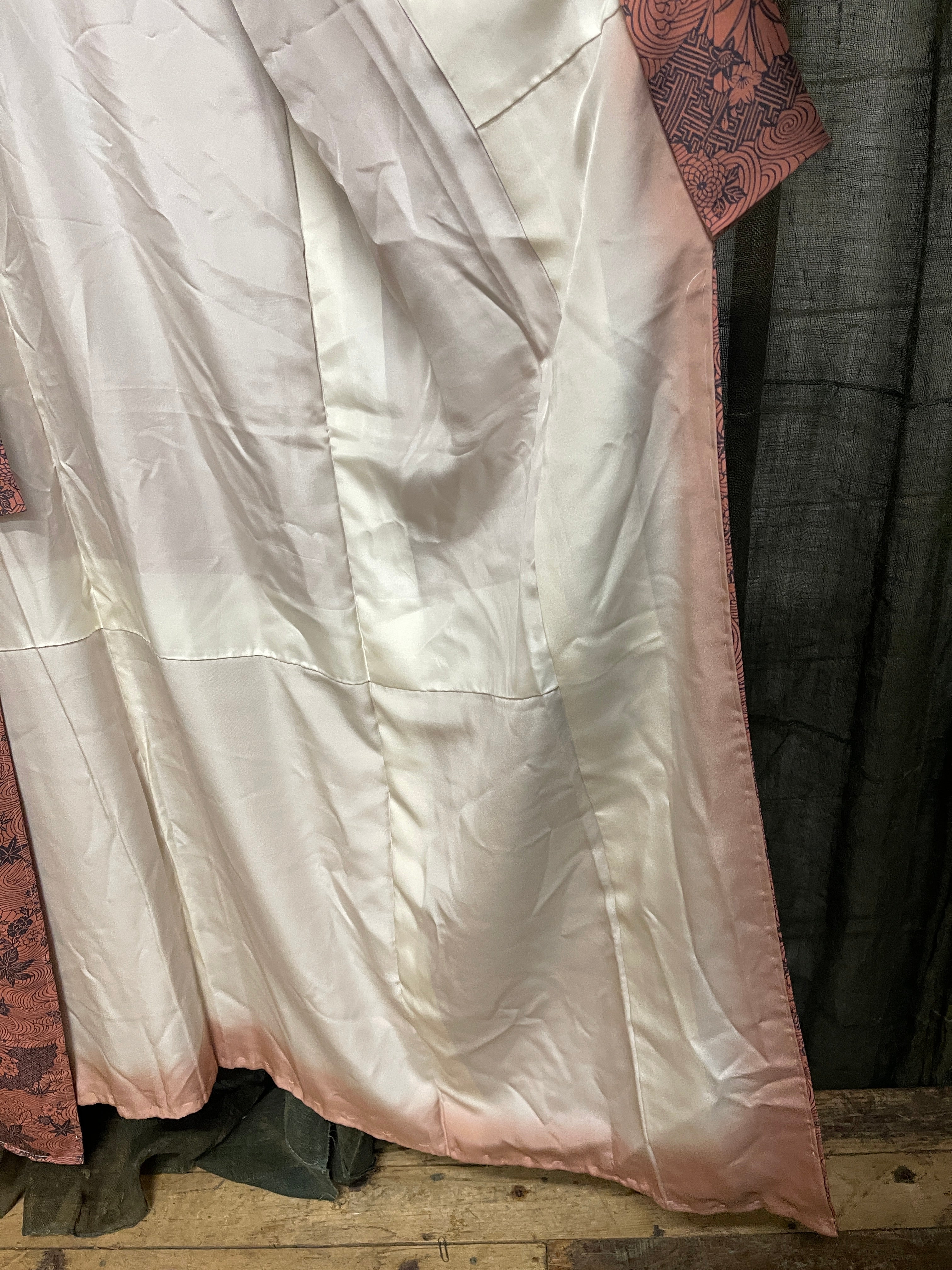 Vintage Japanese Silk Kimono | Flower & Swirl Pattern