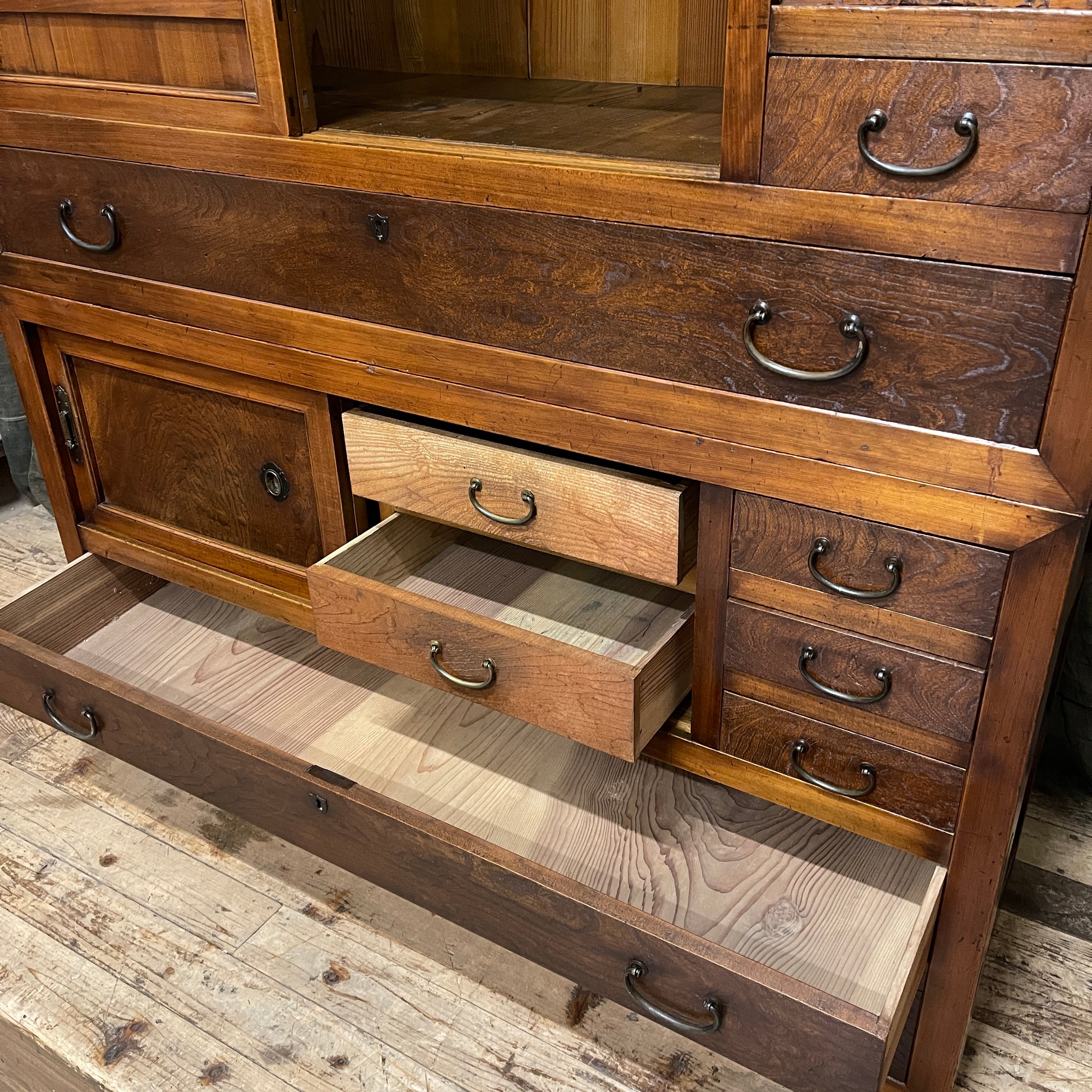 Japanese Mizuya, Kitchen Cabinet - Cedar & Elm & Cypress| Taisho