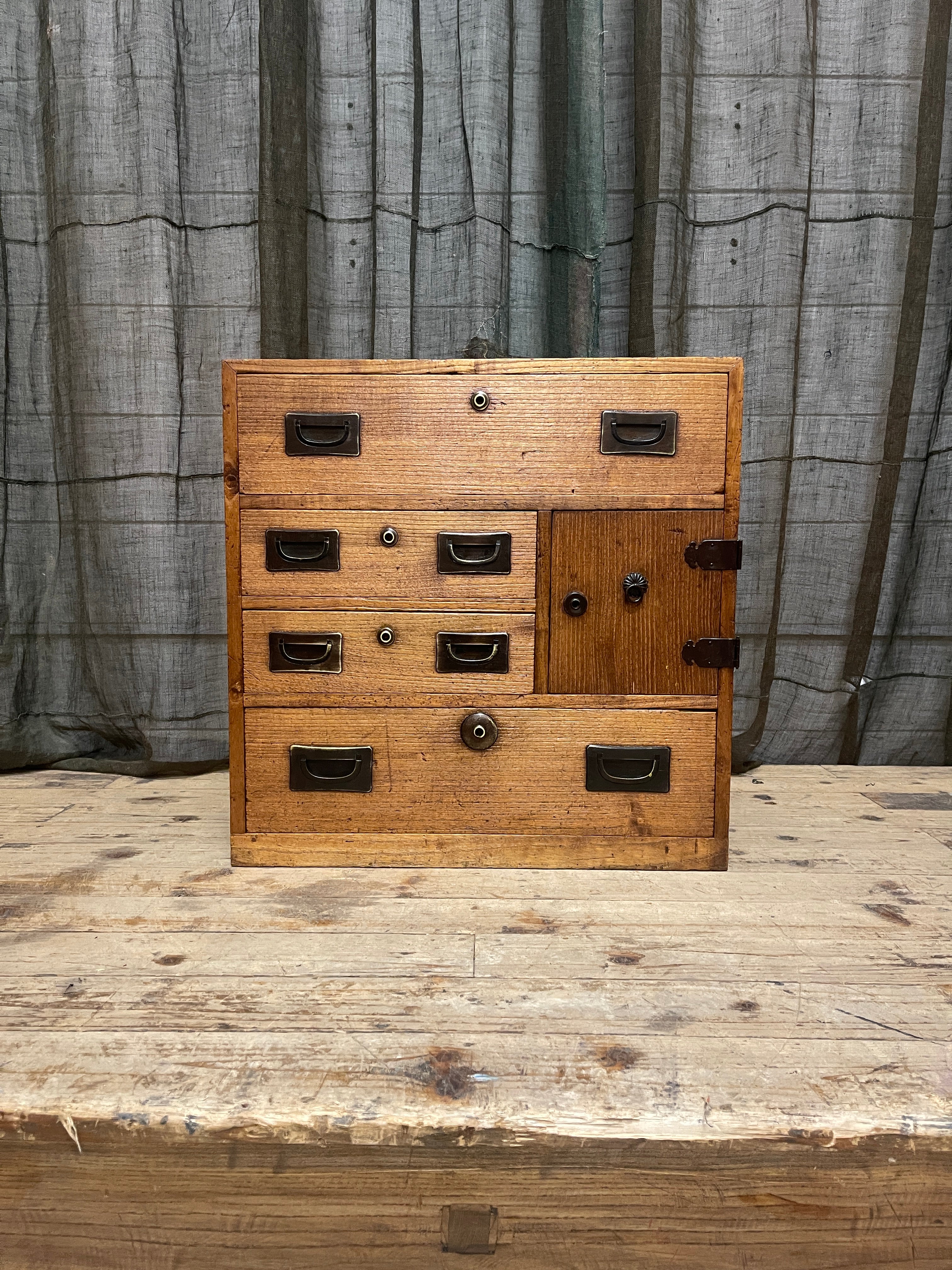 Vintage Japanese Ko Dansu Side Cabinet - Paulownia | Showa