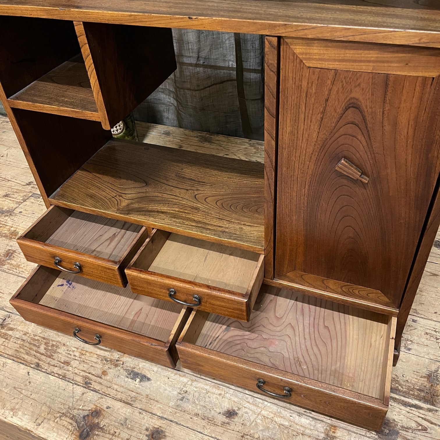Cha Dana, Japanese Tea Cabinet - Elm | c.1910
