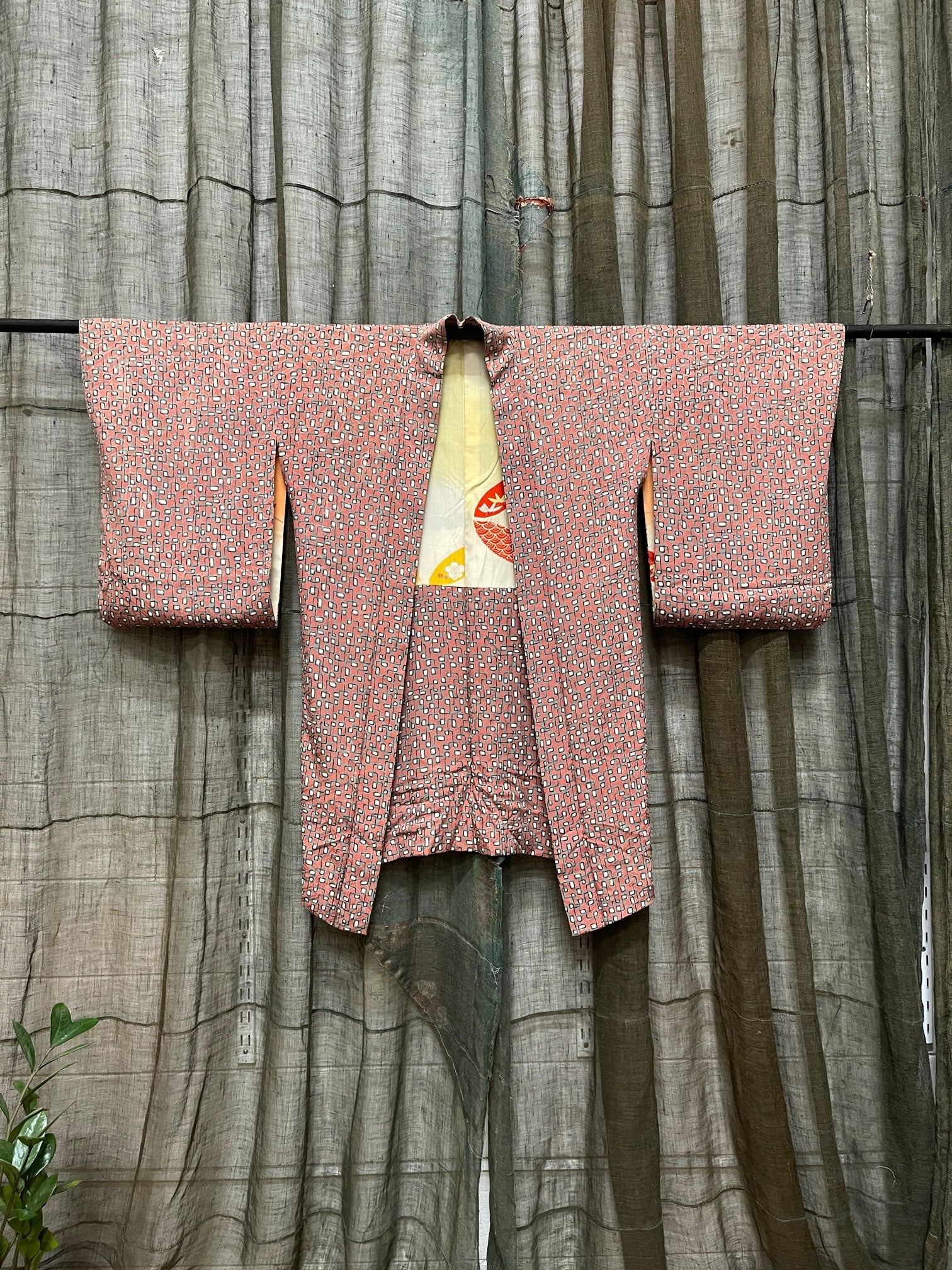 Japanese Haori-Kimono Jacket - Soft Drape Pink Silk