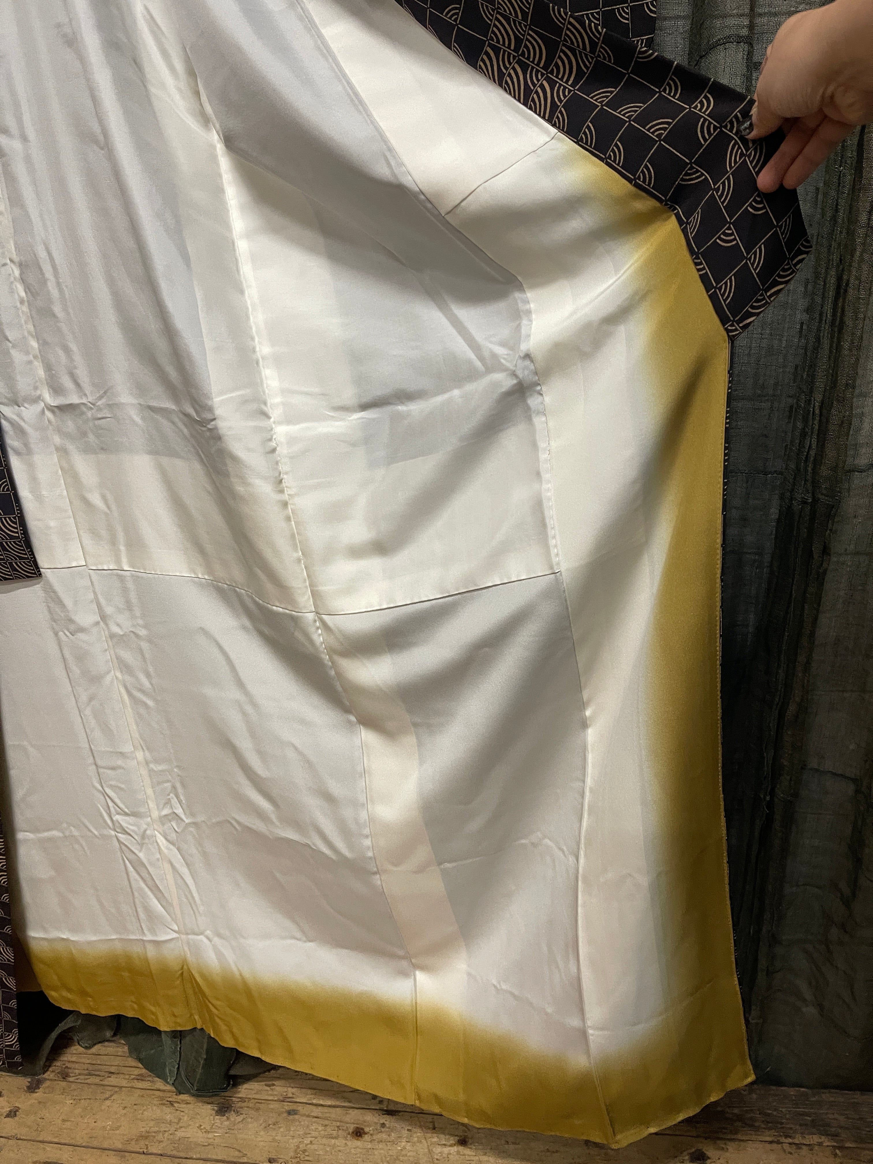 Vintage Japanese Silk Kimono | Dark Brown