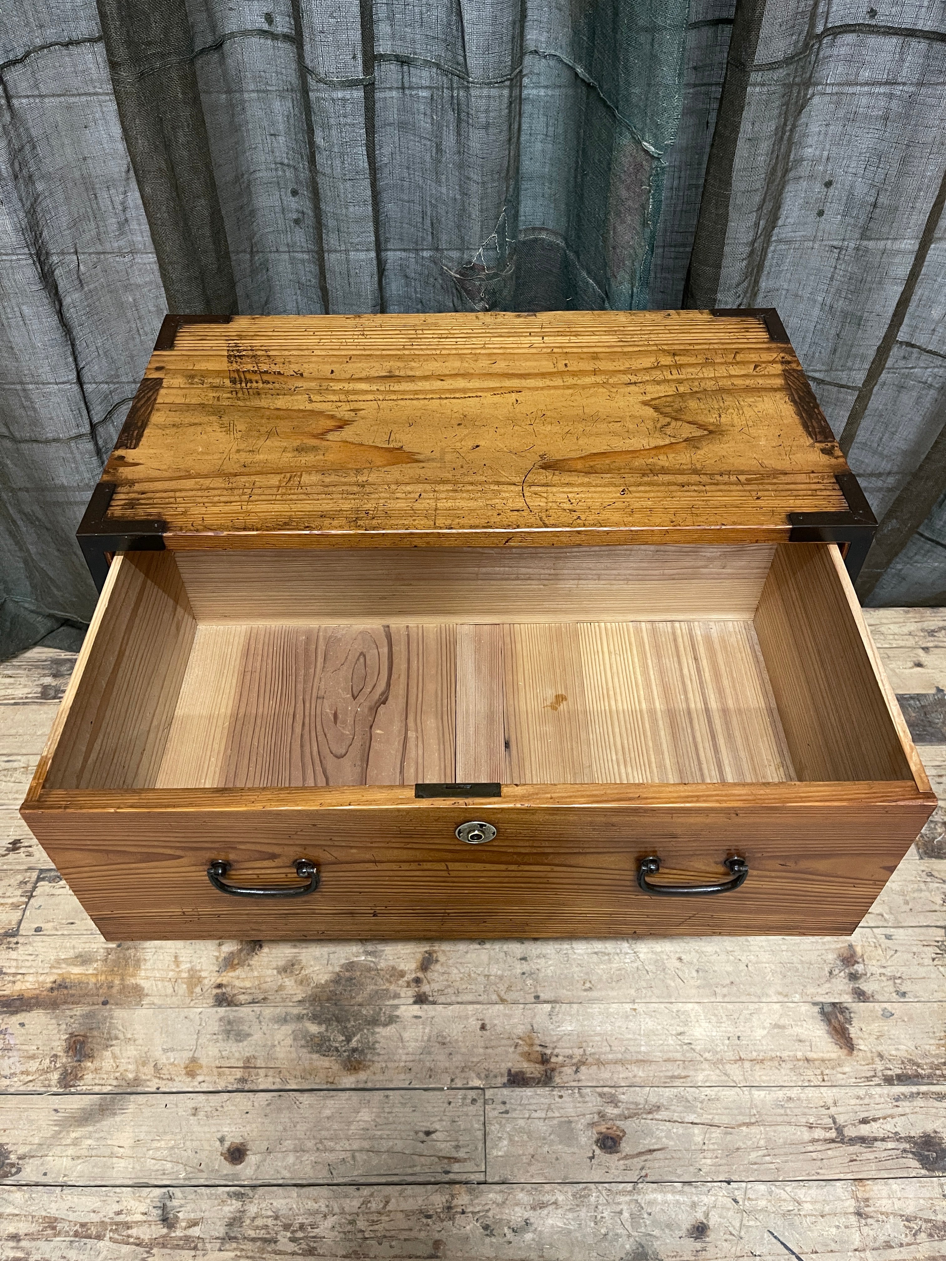 Vintage Japanese Ko Dansu Side Cabinet - Cedar | Taisho