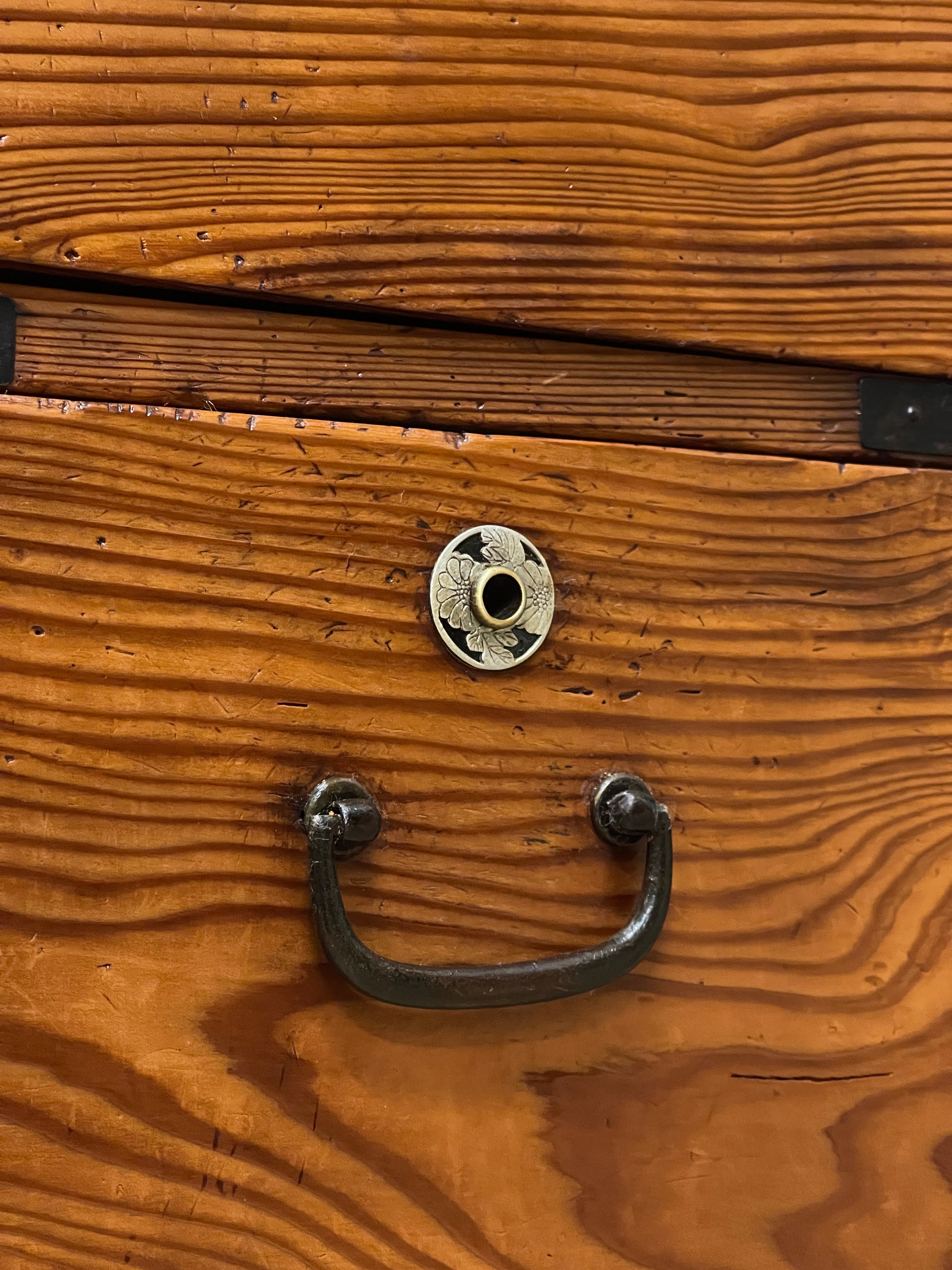 Vintage Japanese Ko Dansu Side Cabinet - Cedar | Taisho