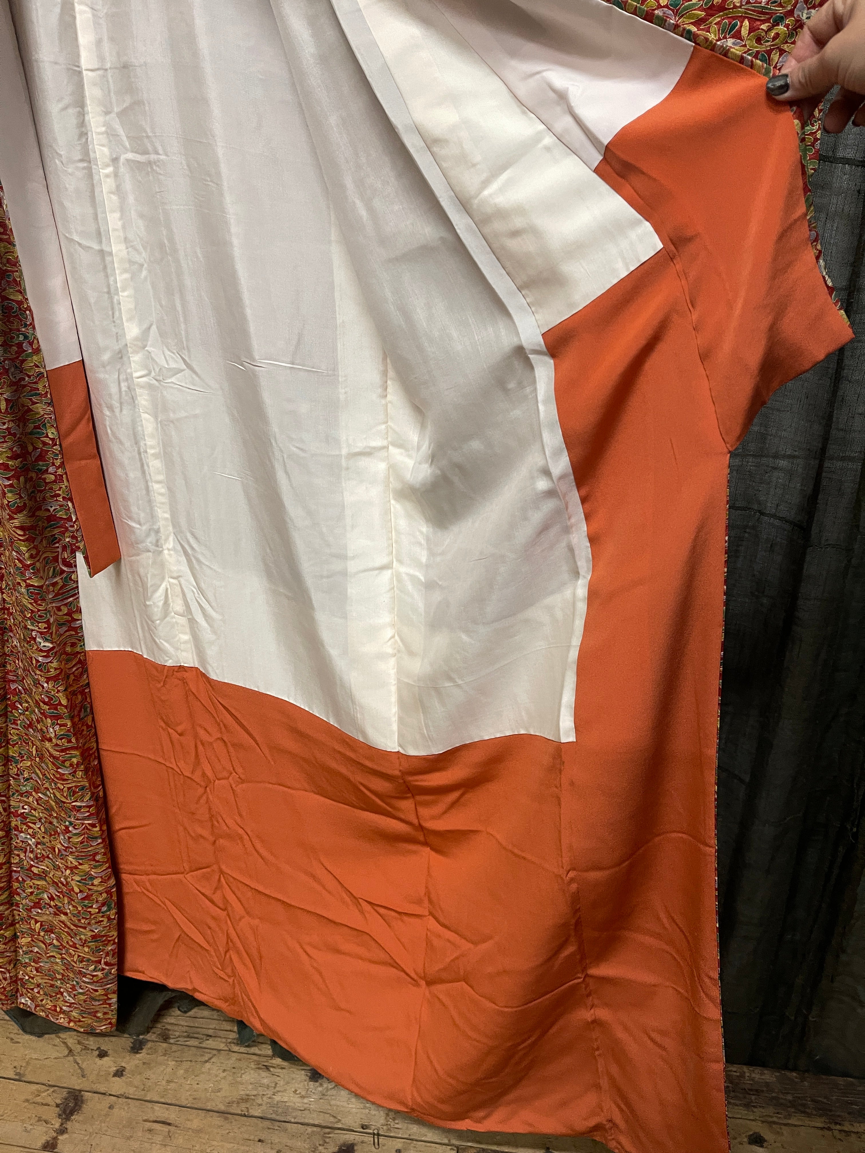 Vintage Japanese Silk Kimono | Flower Pattern