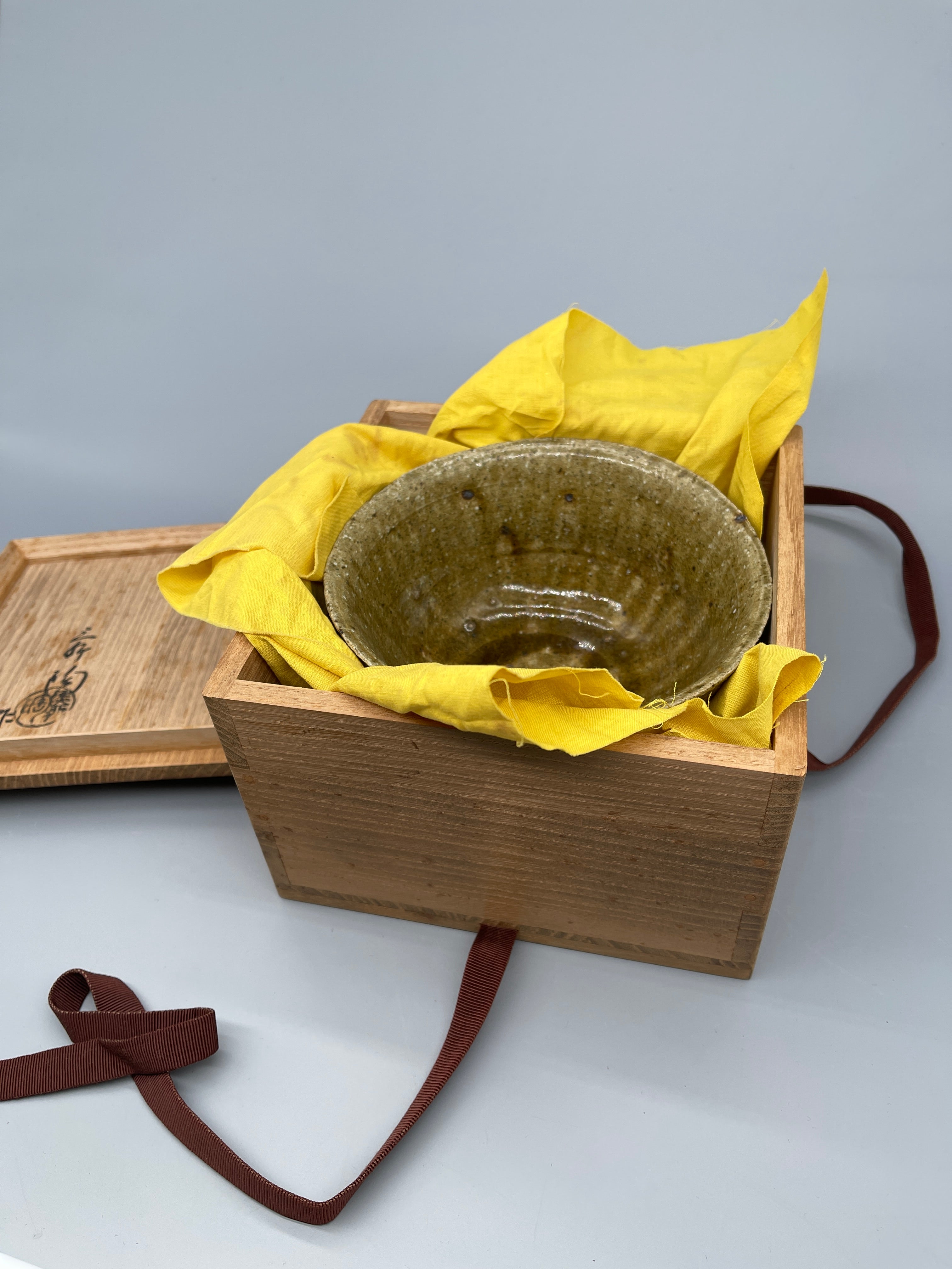 Vintage Japanese Mino-Ware Matcha Bowl, Chawan - Earthy Green Glaze