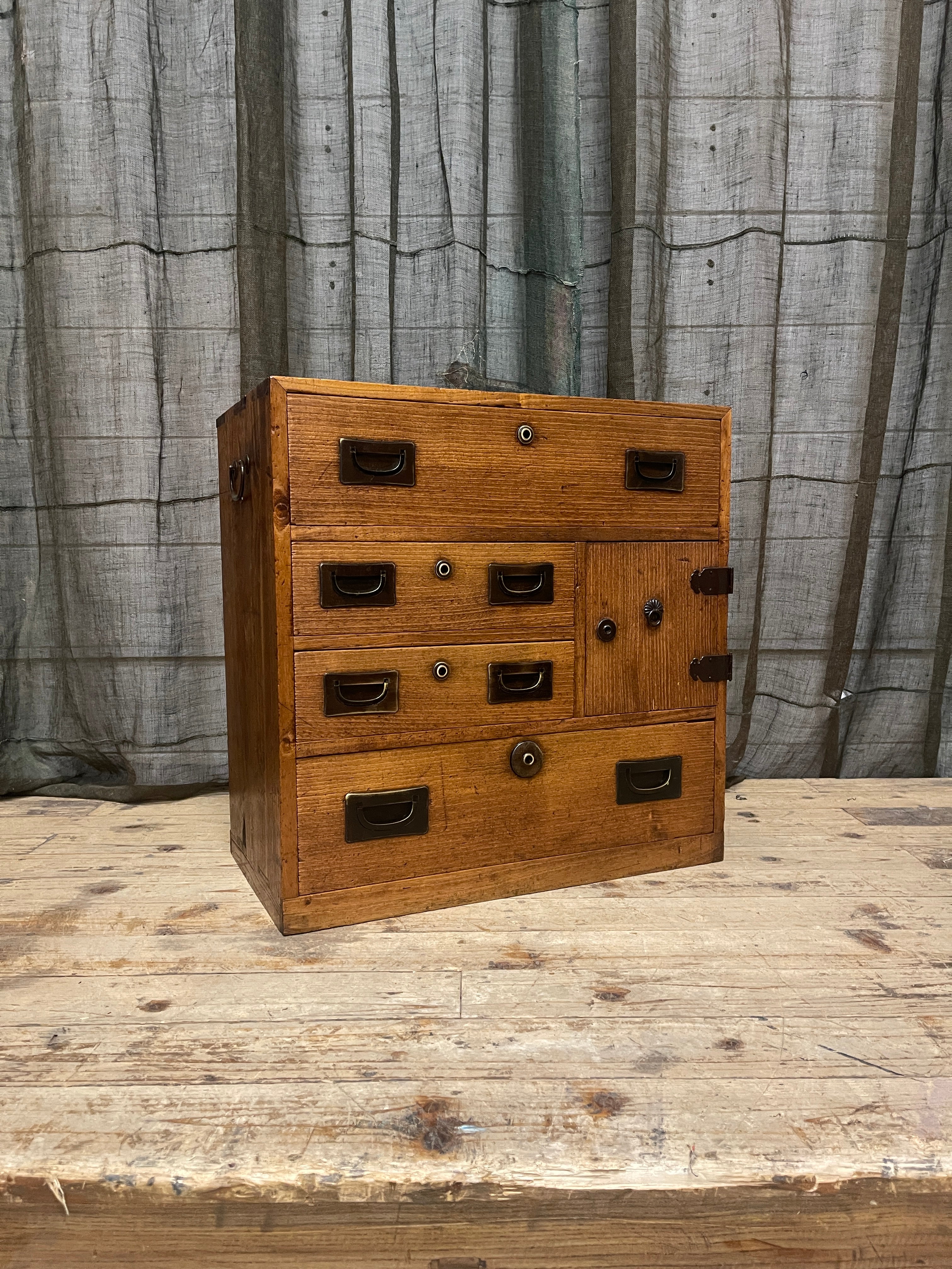 Vintage Japanese Ko Dansu Side Cabinet - Paulownia | Showa