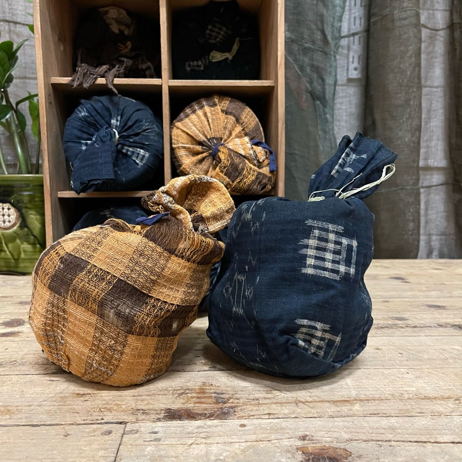 Antique Japanese Lacquered Bowl Set - Object d'art