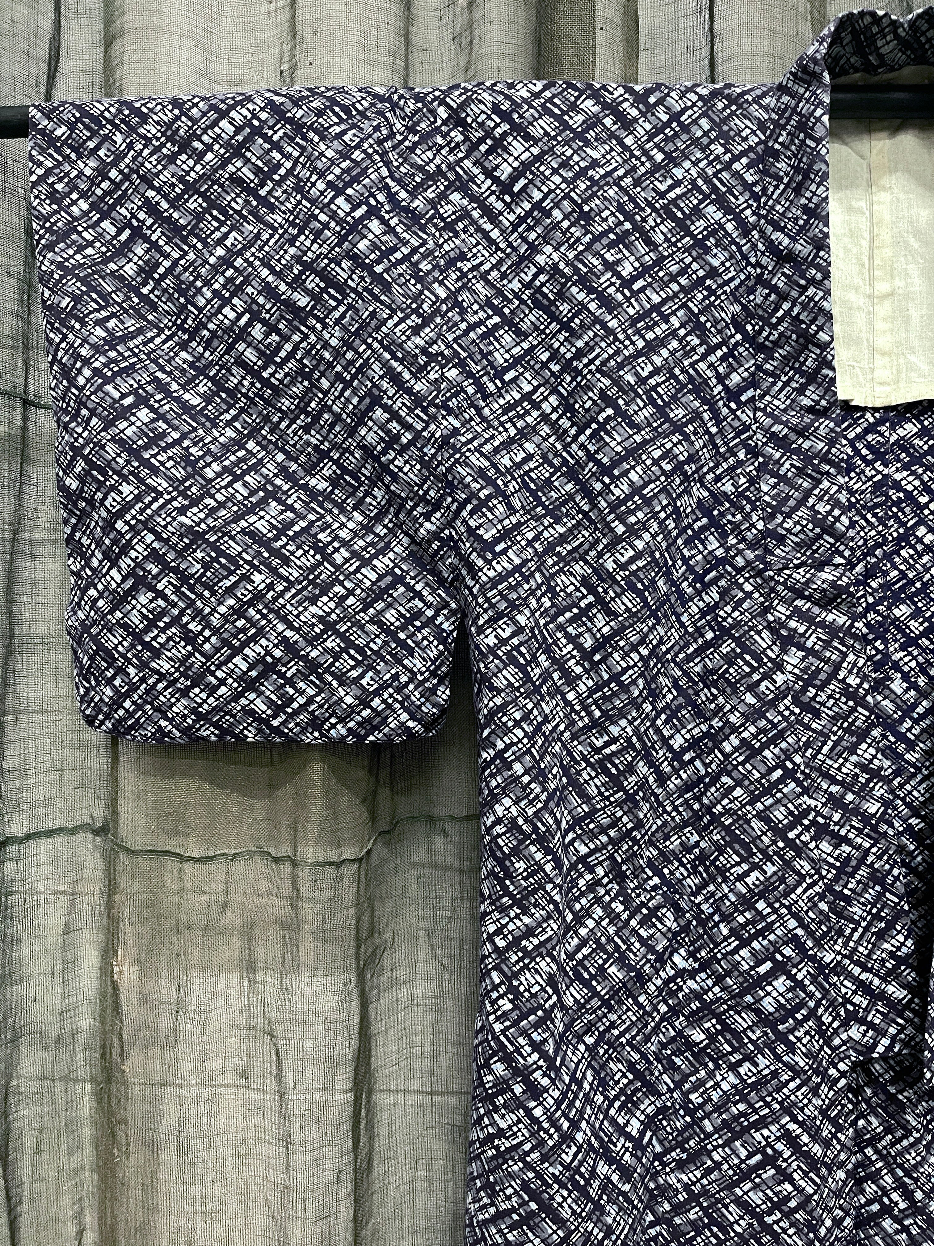 Vintage Yukata, Japanese Cotton Kimono with Geometric Pattern