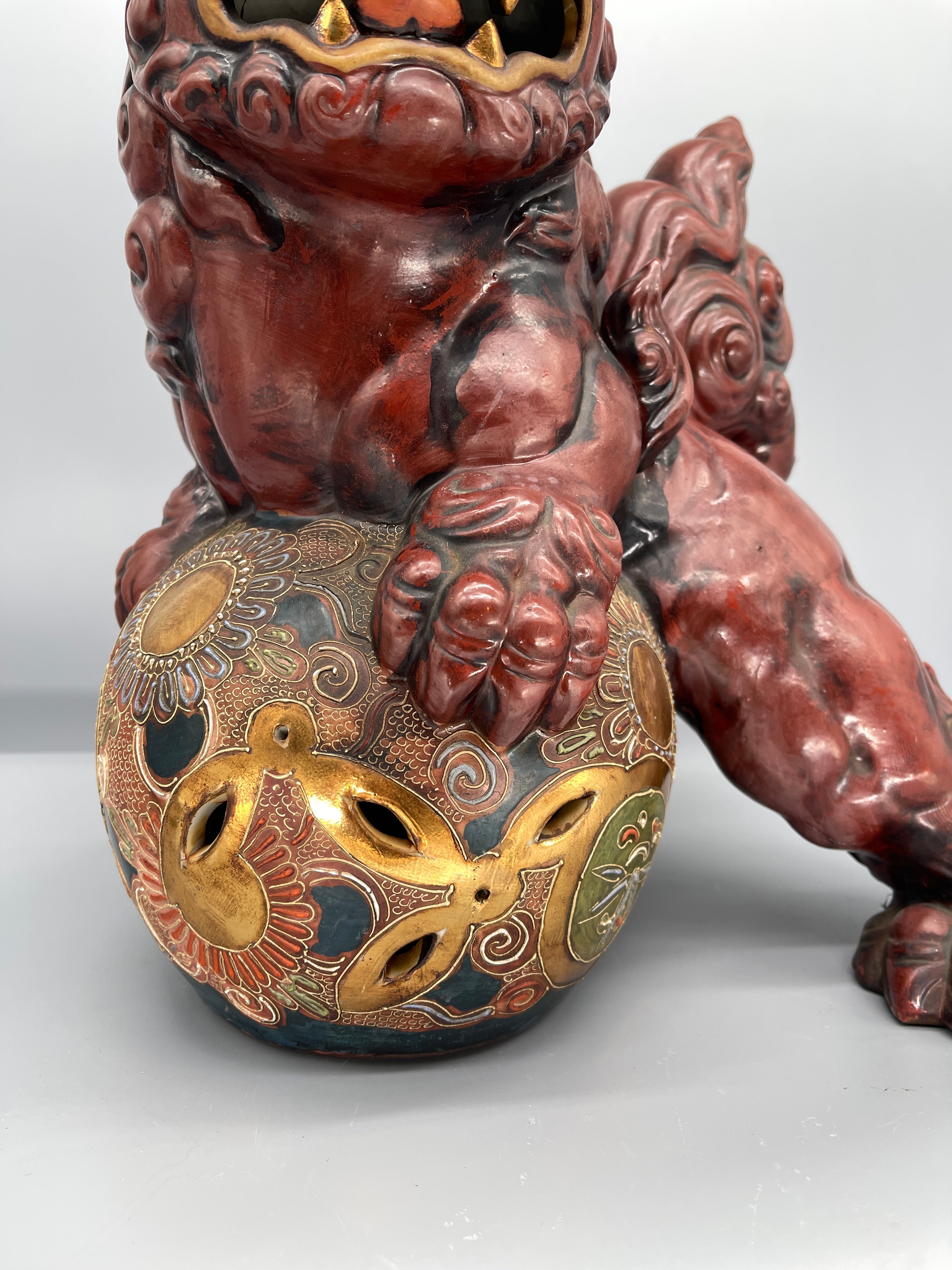 Vintage Japanese Kutani Porcelain Shi-Shi | c.1970