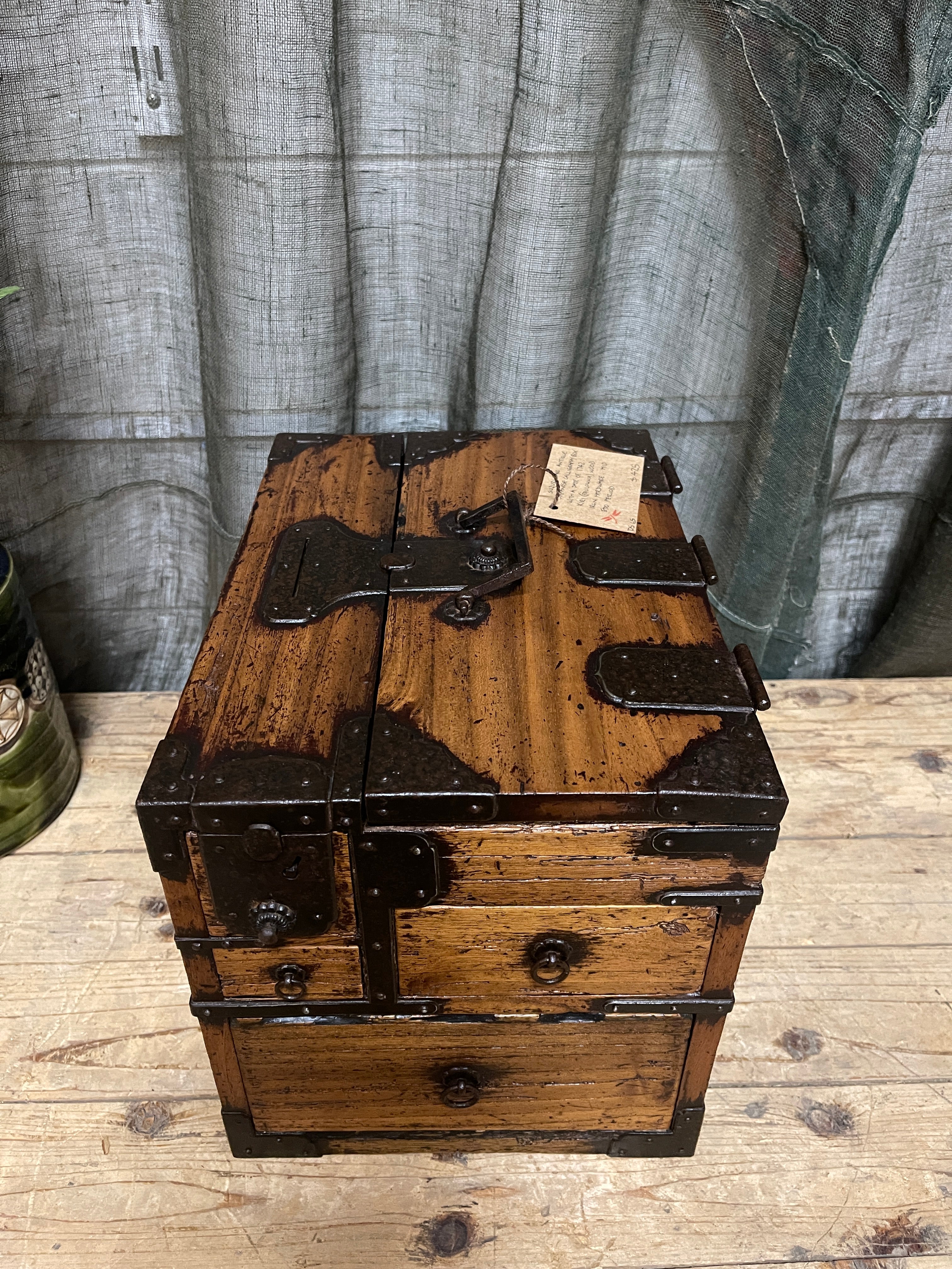 Suzuri Bako, Japanese Calligraphy Box - Paulownia | Edo