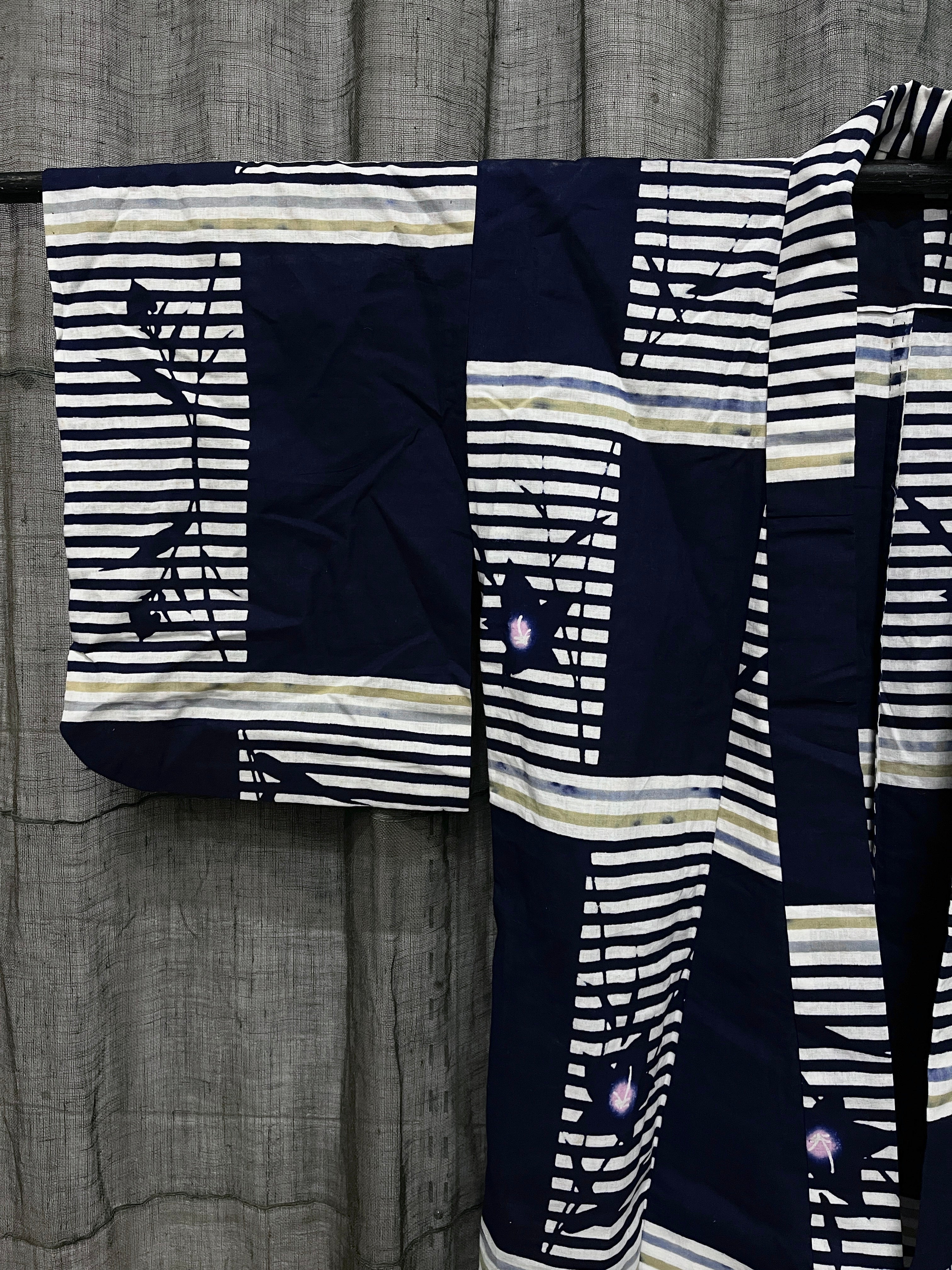 Vintage Yukata, Japanese Cotton Kimono - White & Blue - Women's