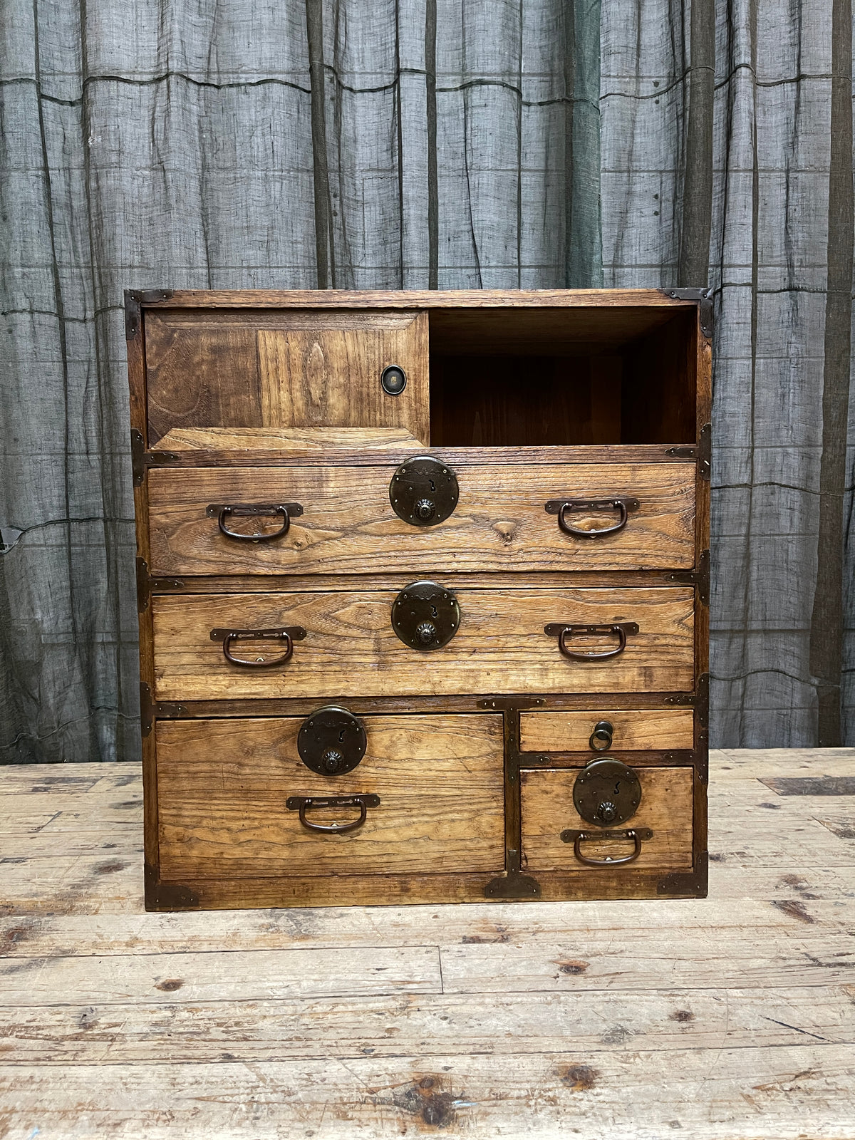 Ko Dansu, Japanese Side Cabinet - Paulownia | Taisho