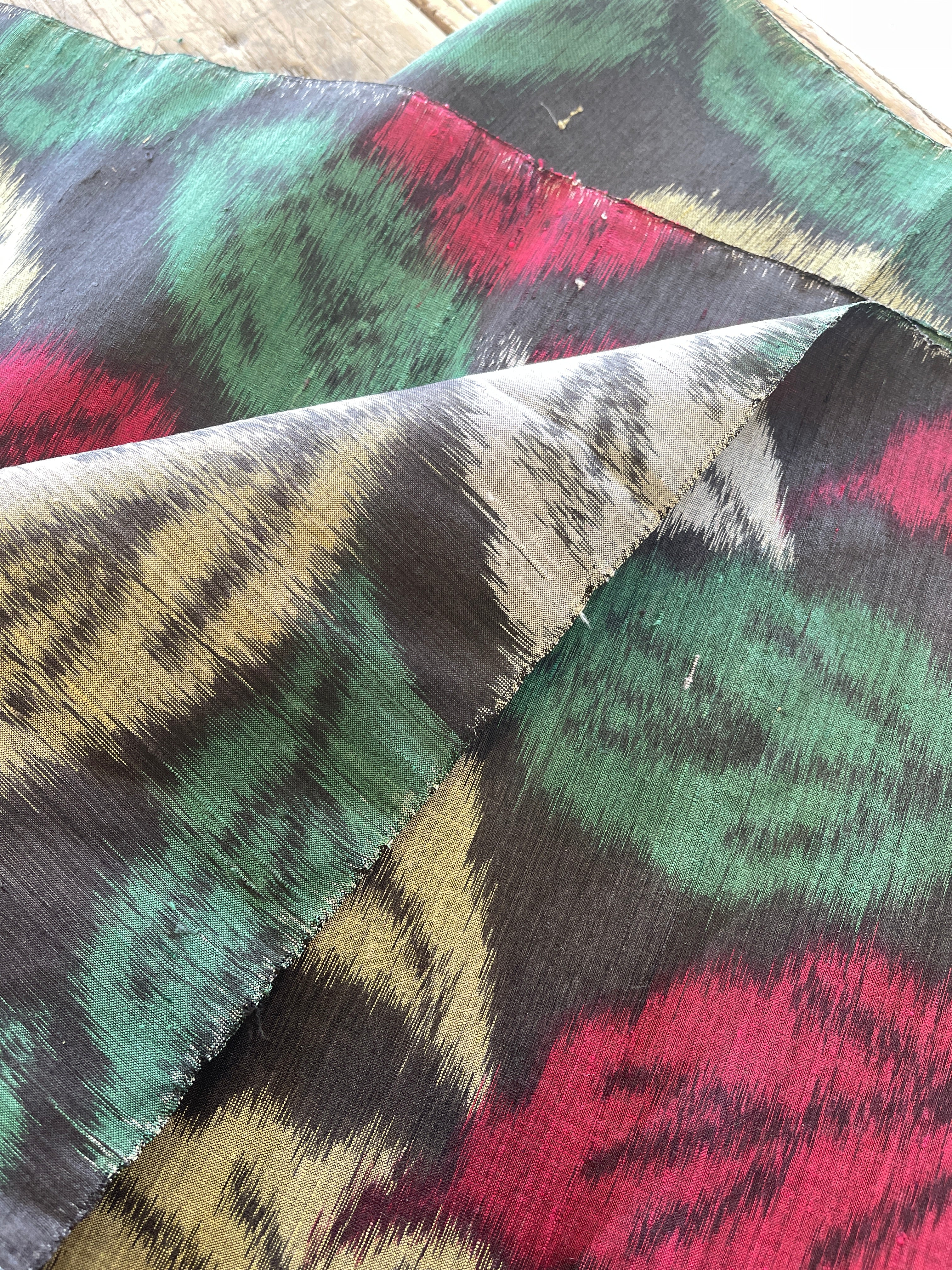 Japanese Meisen Silk Fabric, Black with a Leafy Pattern