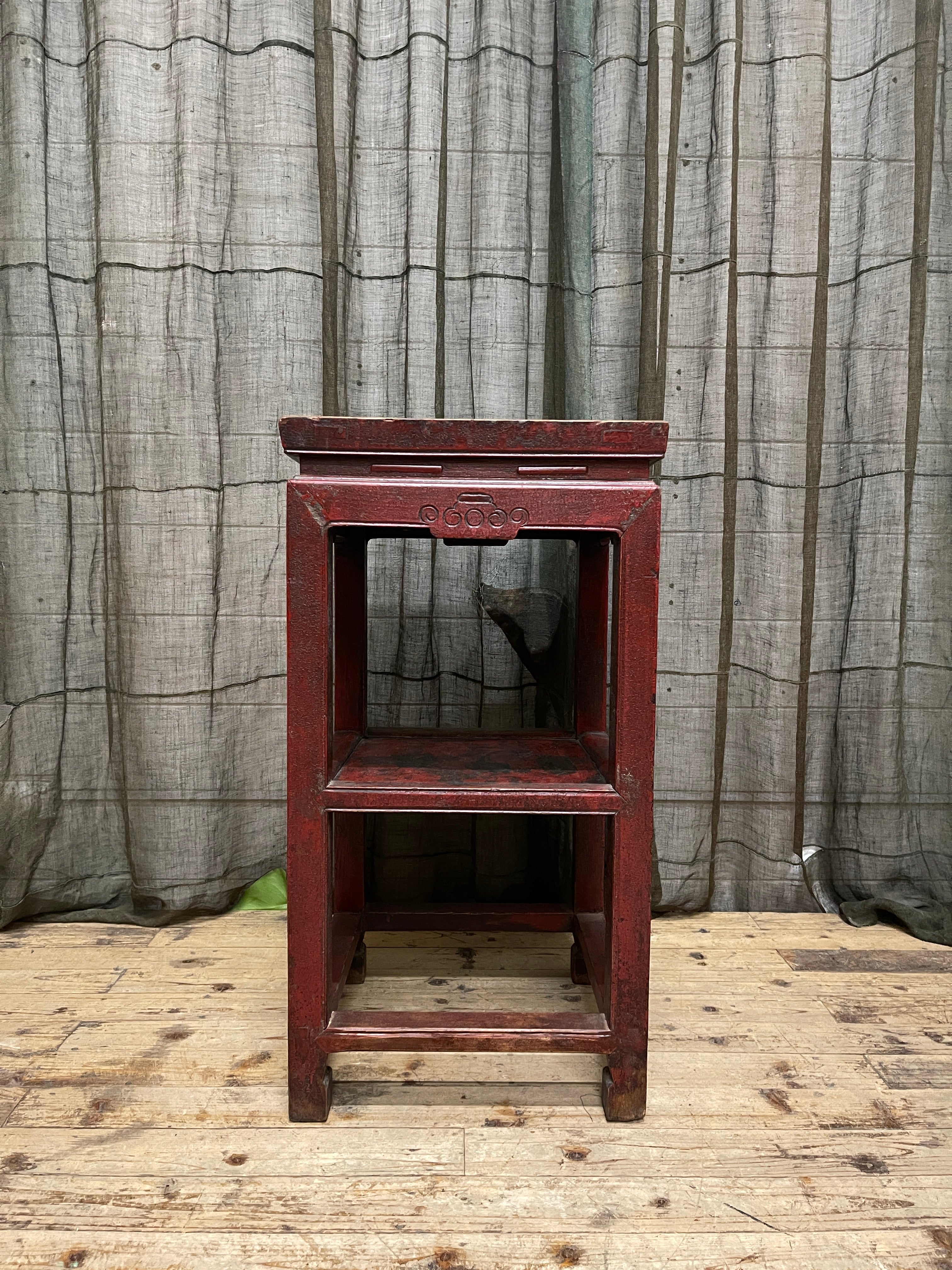Chinese Red Flower Stand