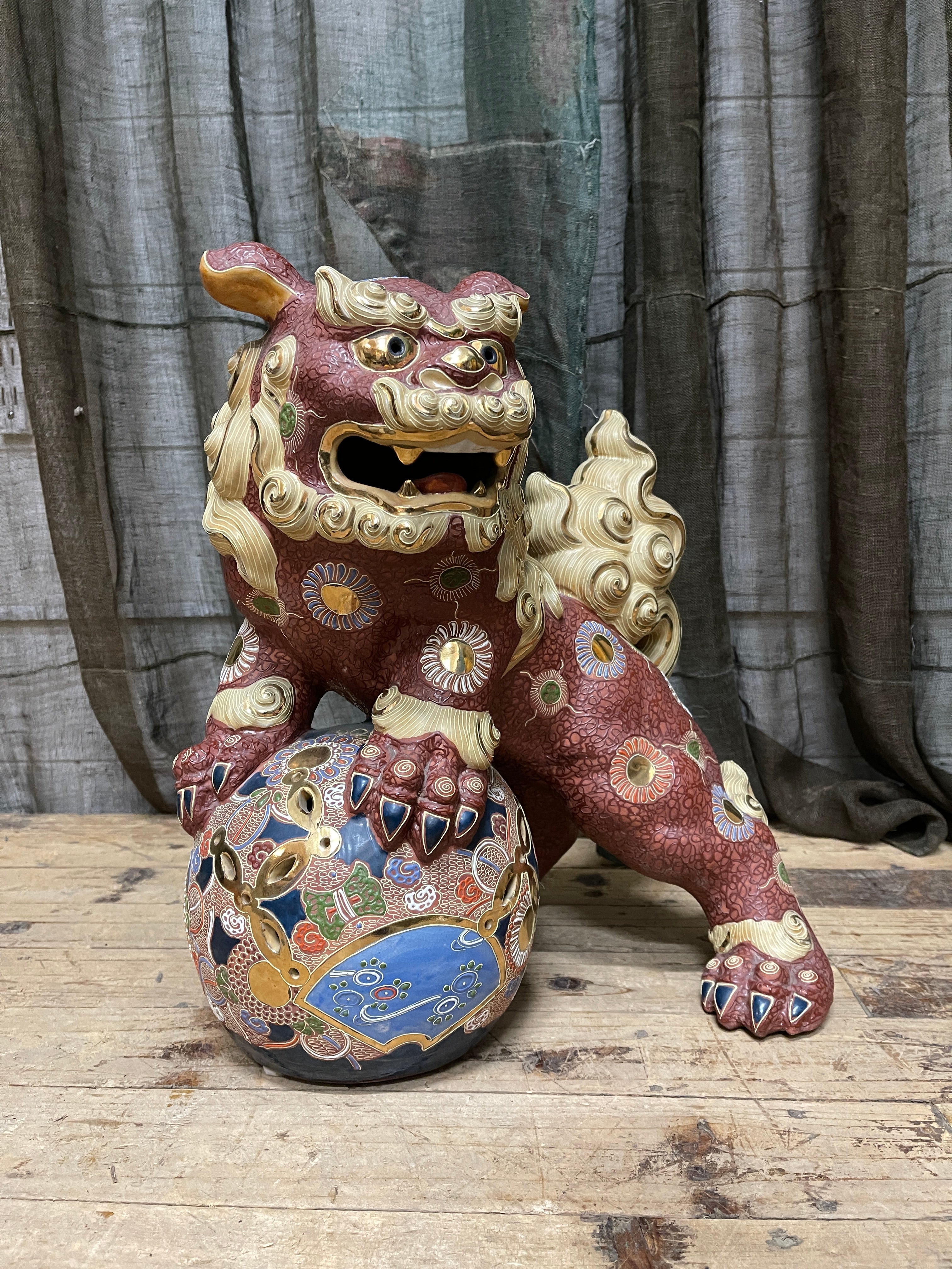 Vintage Japanese Kutani Porcelain Shi-Shi | c.1970