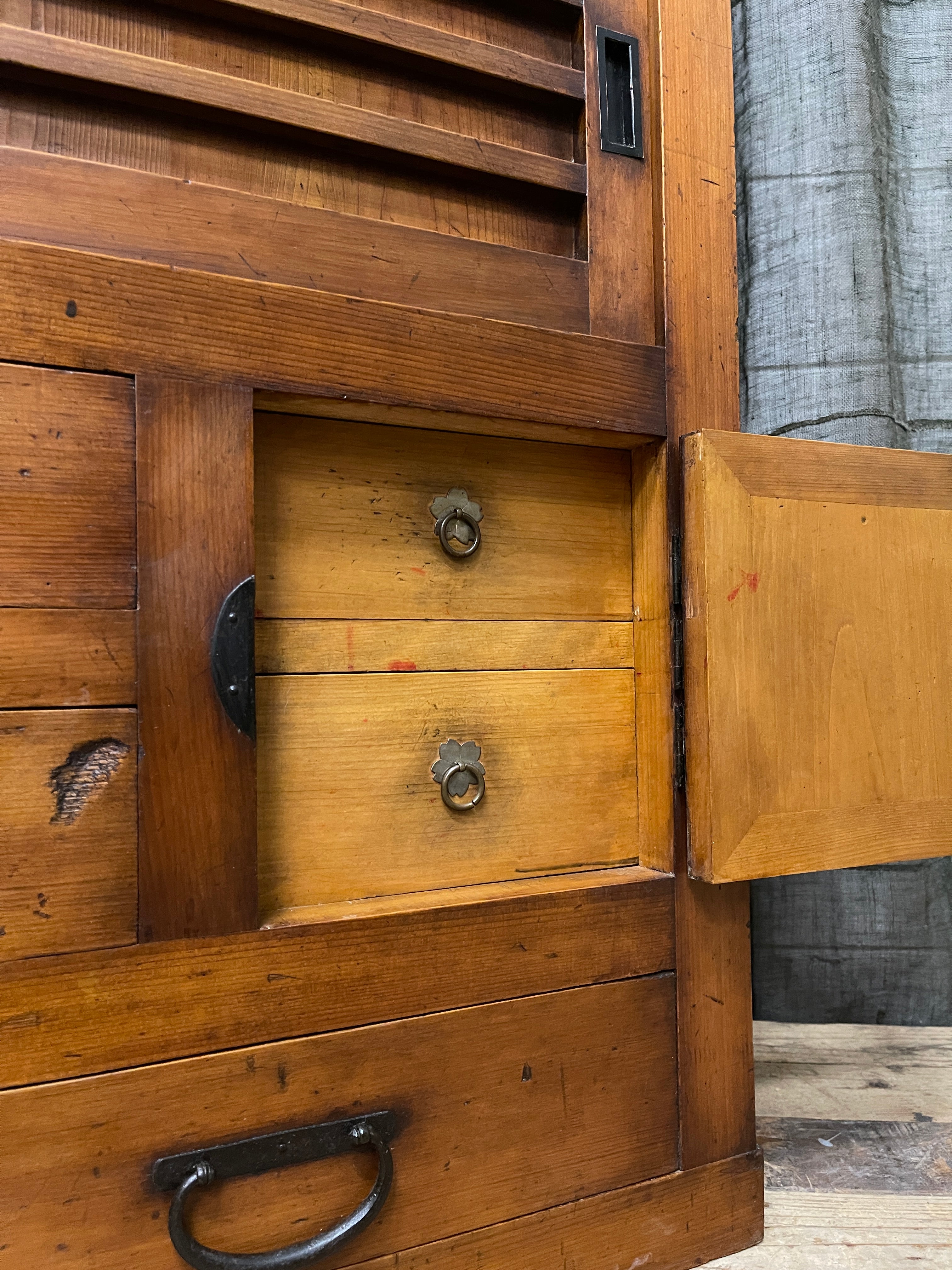 Antique Japanese Two-Piece Choba Dansu, Merchant’s Chest – Cedar & Cypress | Meiji
