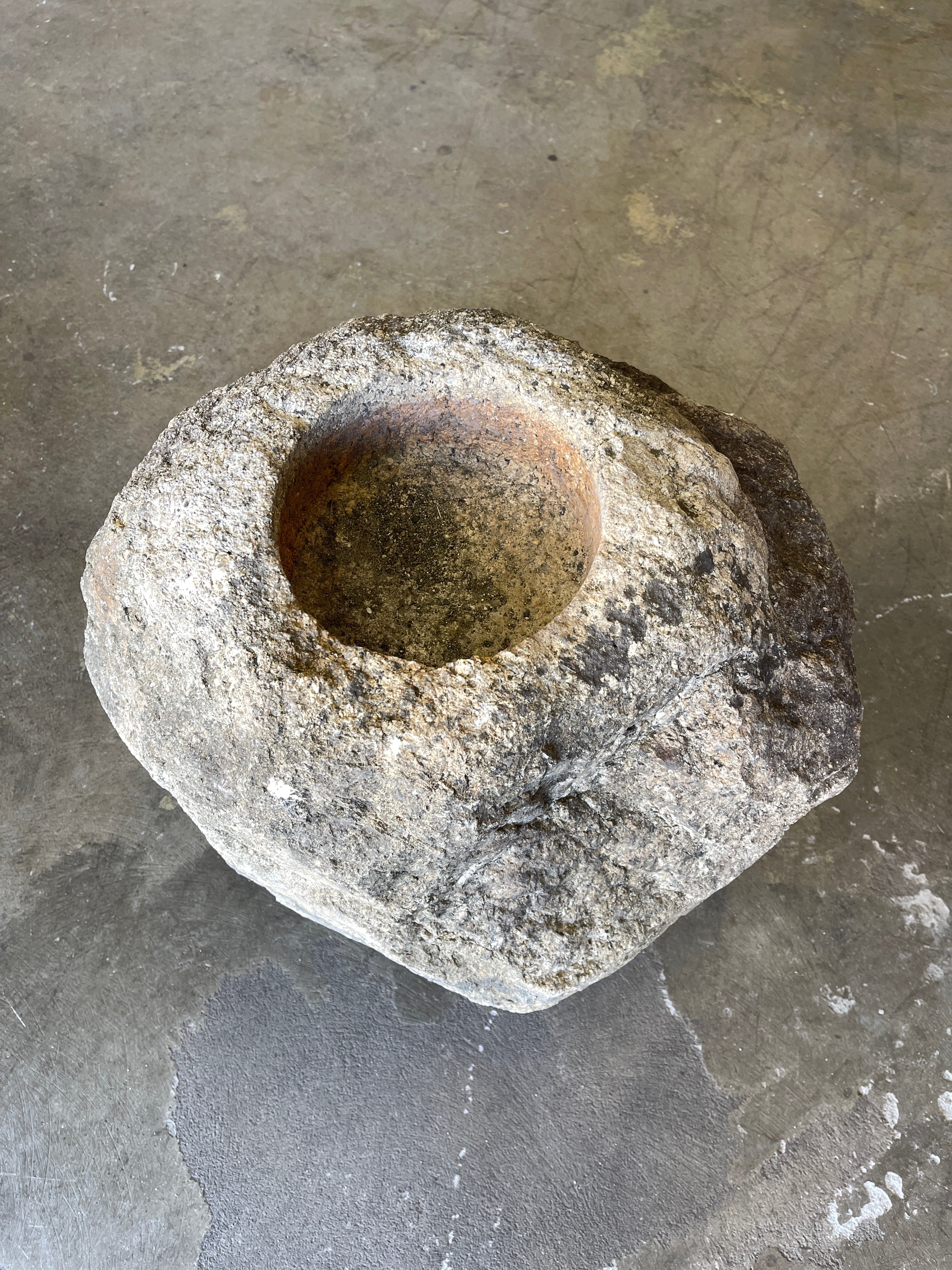 Japanese Chozubachi, Stone Water Basin - Granite | Meiji