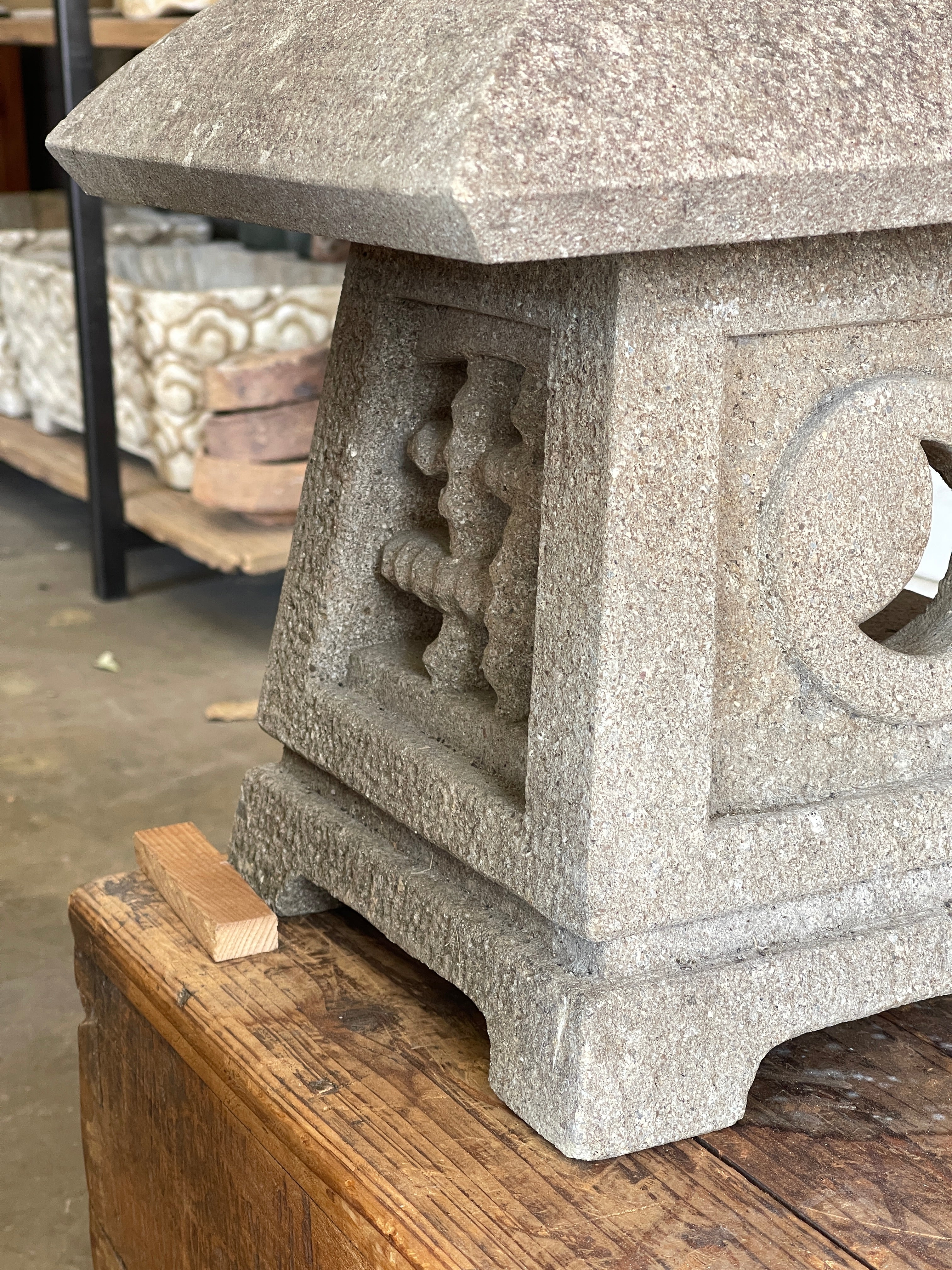 Small Japanese Garden Lantern - Granite