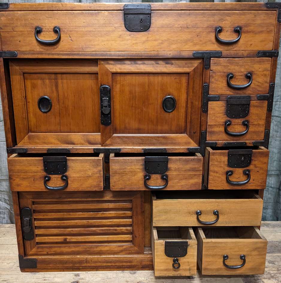 Choba Dansu, Japanese Merchant’s Chest. | Meiji Period. Late 19th Century