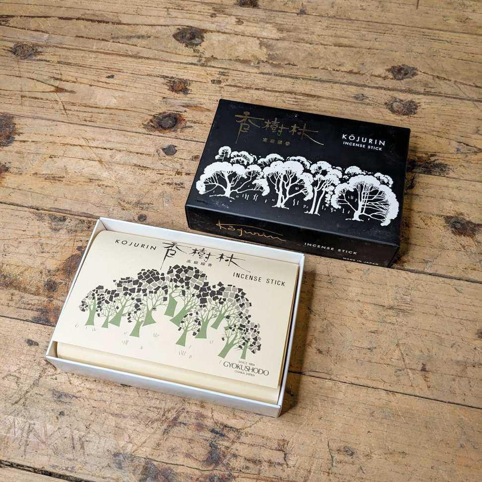 Japanese Kōjurin Incense Sticks | Black Sandalwood