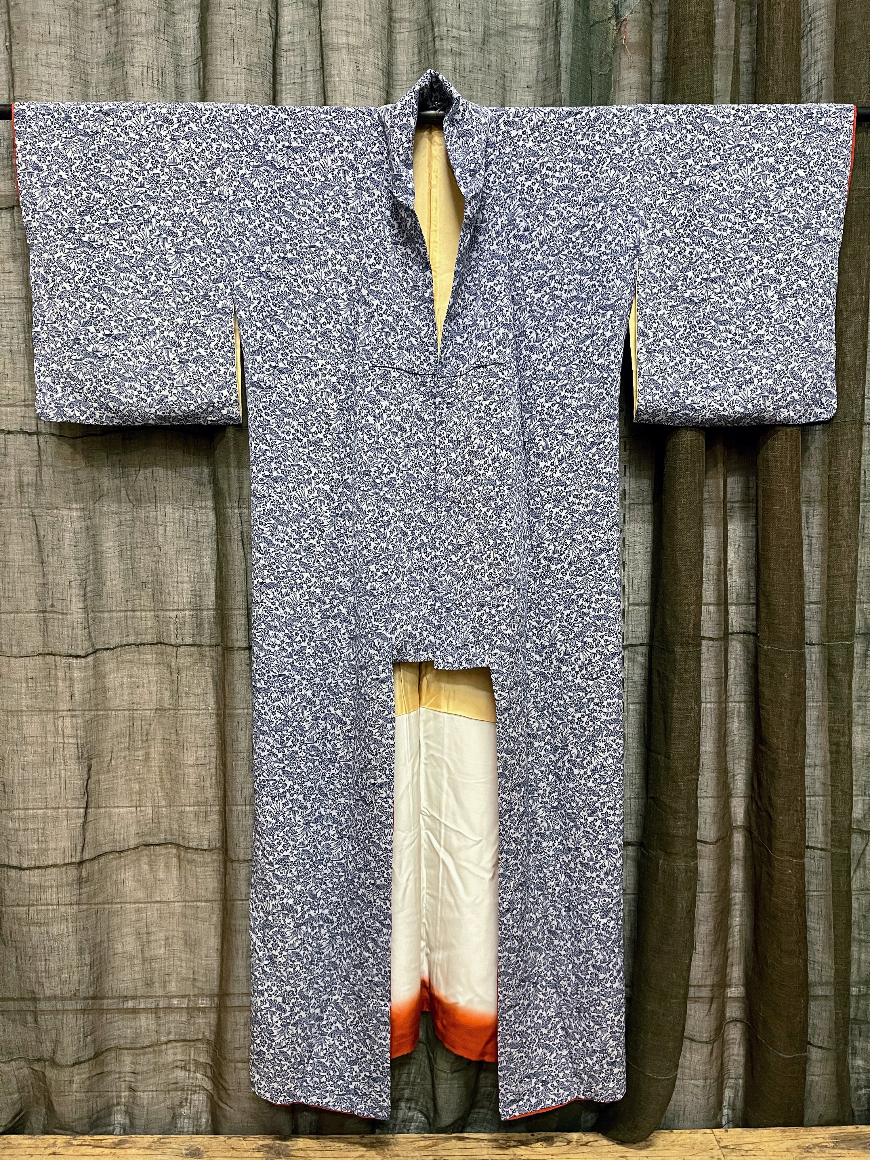 Vintage Japanese White Silk Kimono | Komon pattern