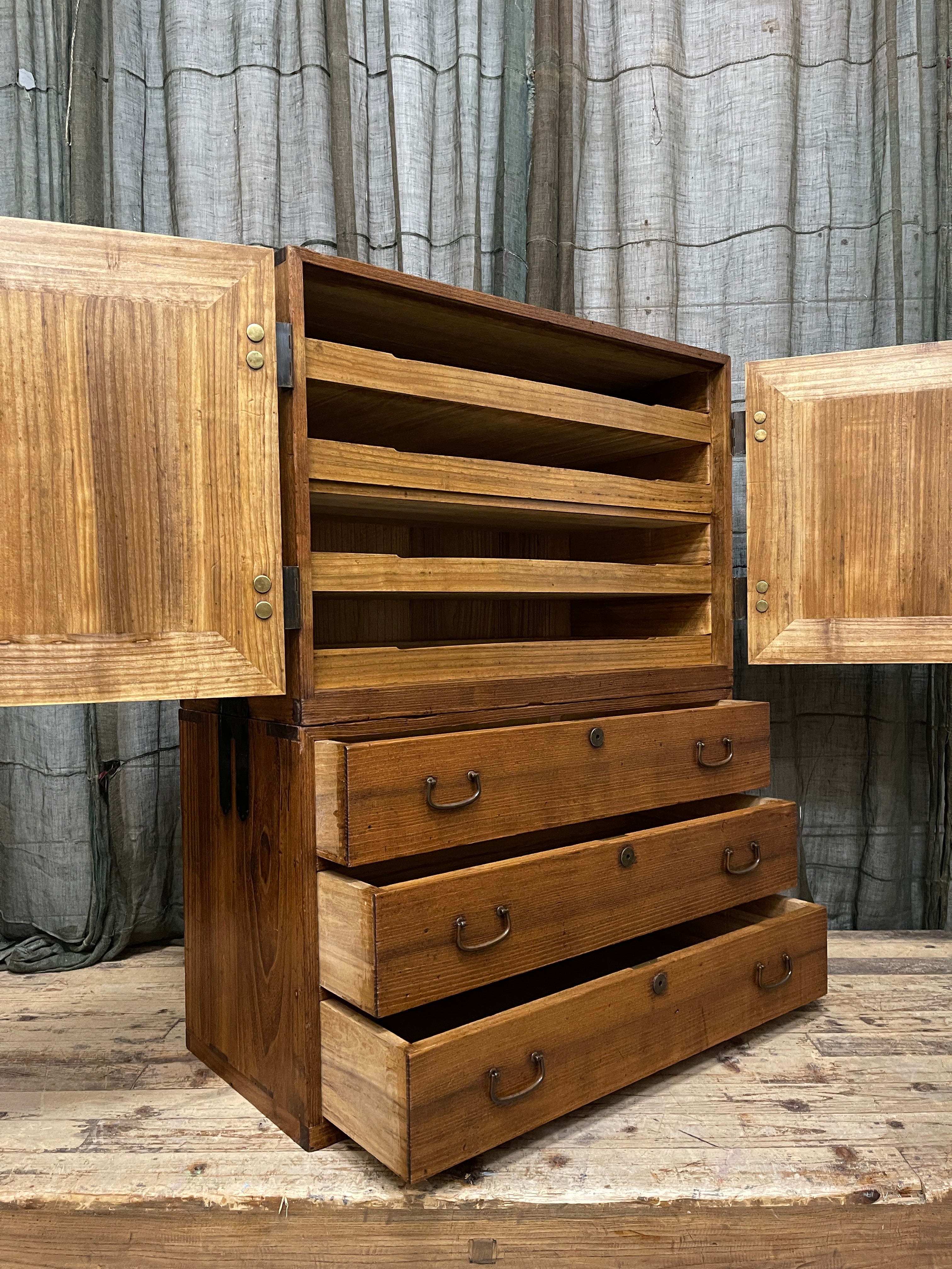 Vintage Japanese Kimono Storage Chest - Paulownia | Showa, Mid 20th Century