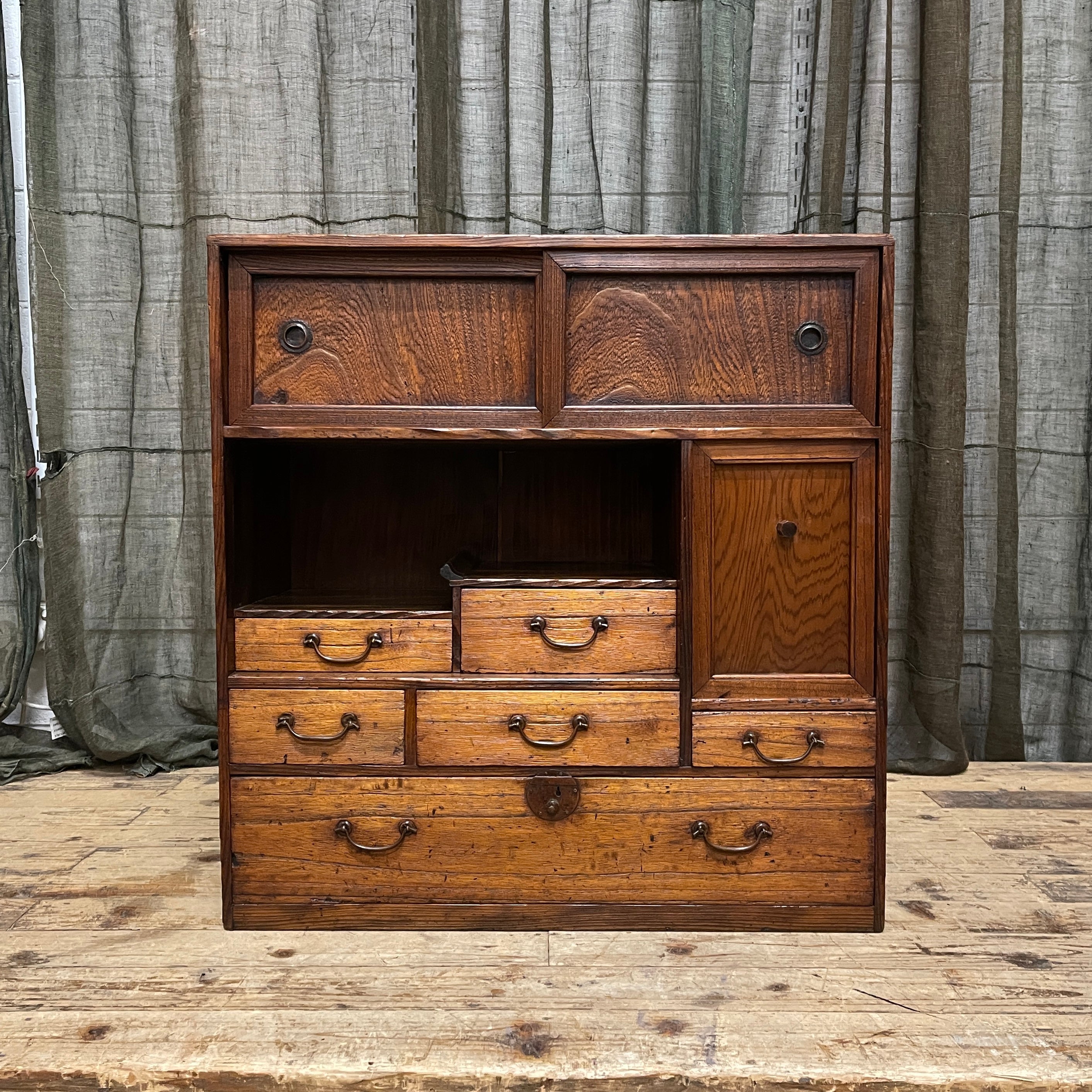 Cha Dansu, Japanese Tea Cabinet - Paulownia & Cedar | 1920's
