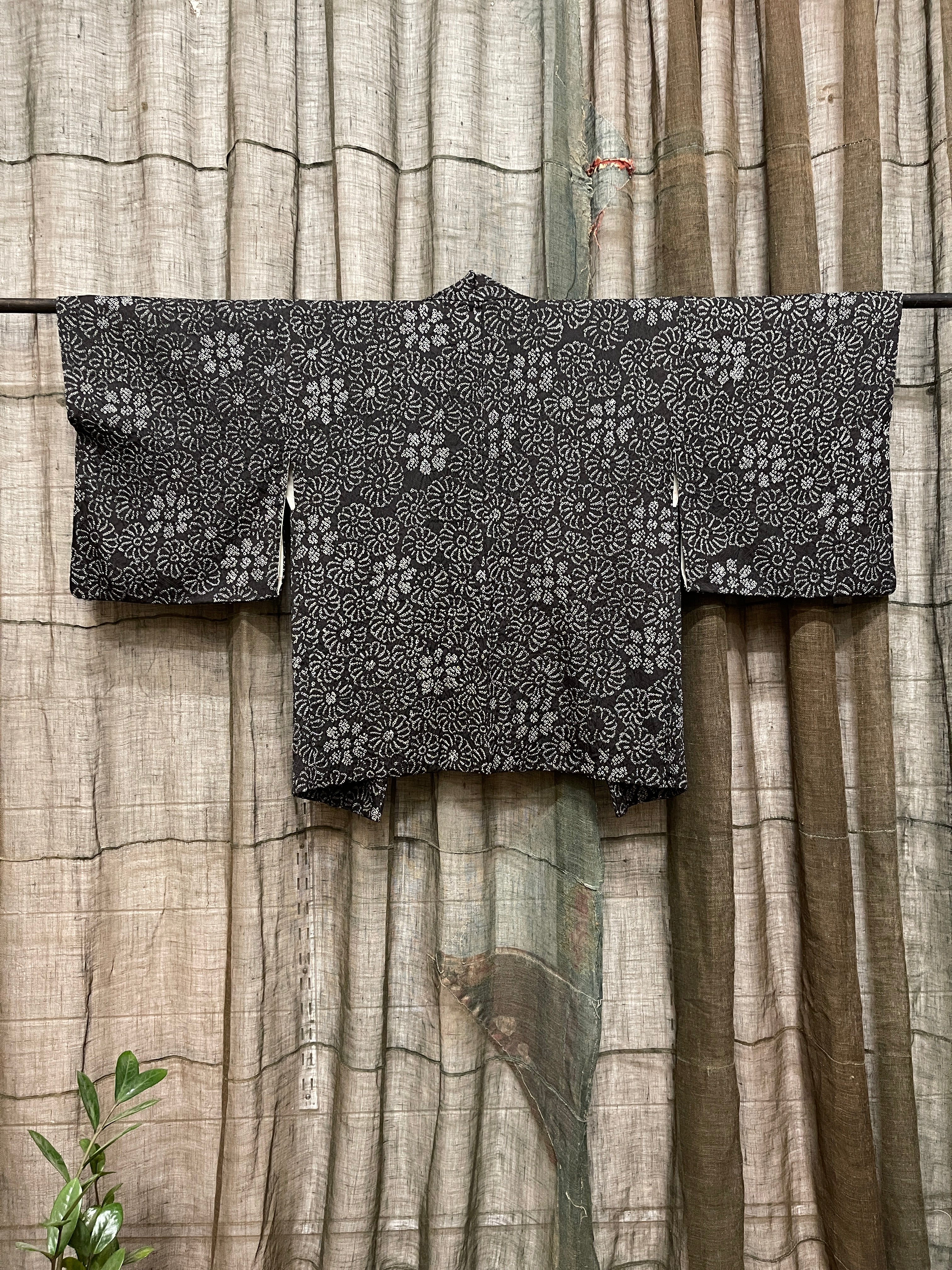 Japanese Haori-Kimono Jacket - Black Floral Shibori